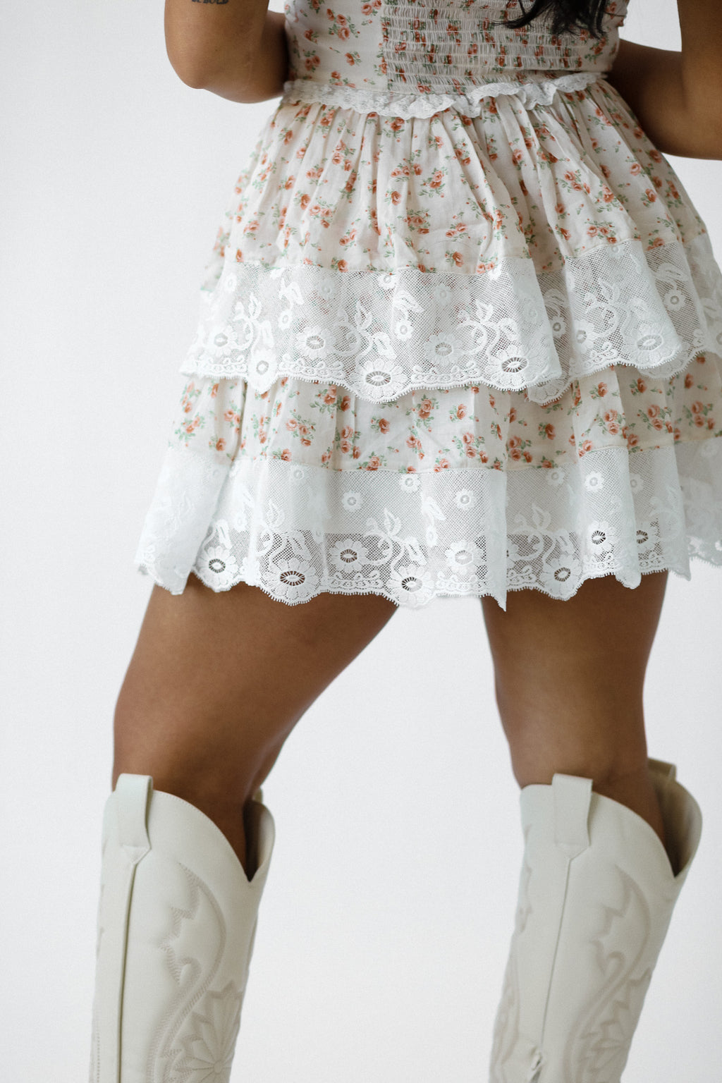 FINLY FLORAL LACE DRESS