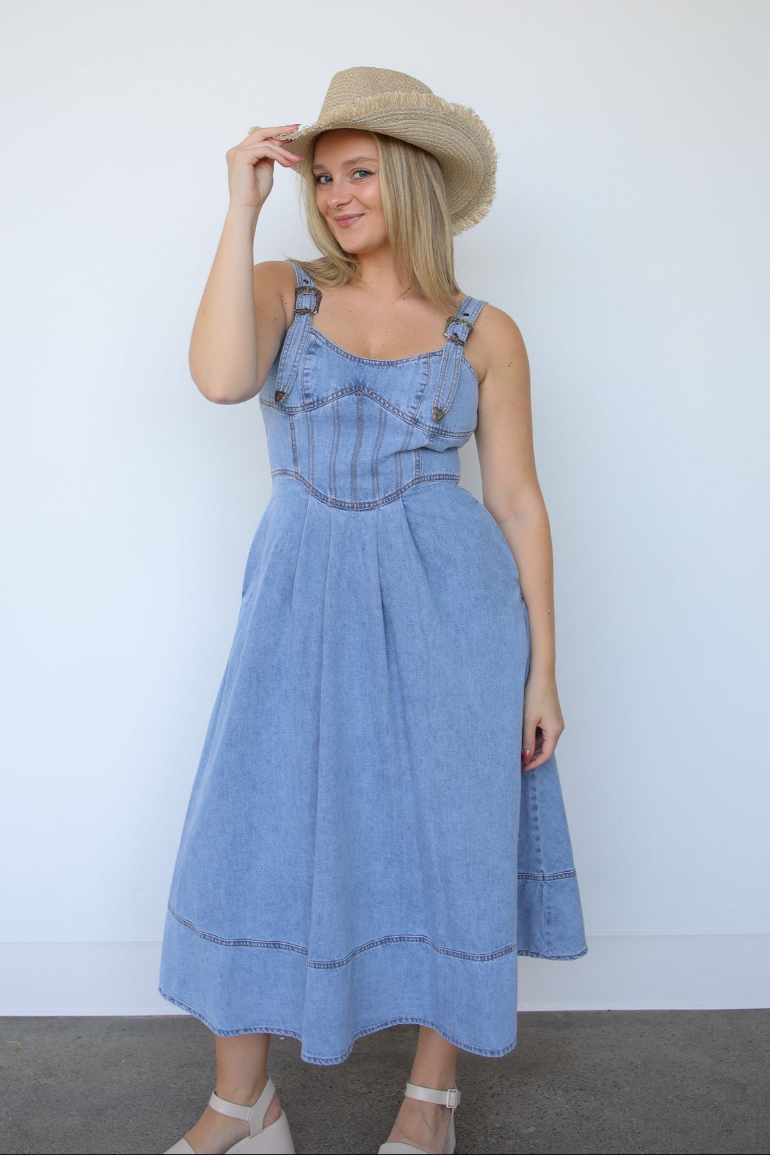 BUCKLE STRAP DENIM DRESS