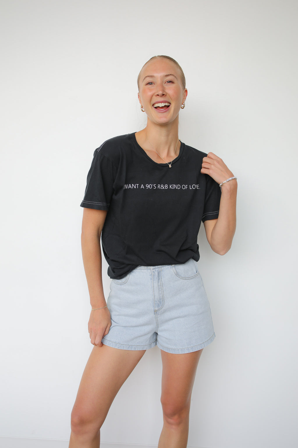 90s LOVE GRAPHIC OVERSIZED TEE