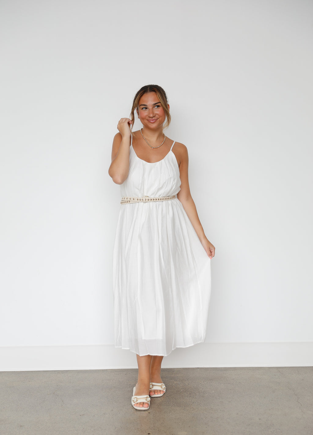 PLEATED ROUND NECK MAXI DRESS
