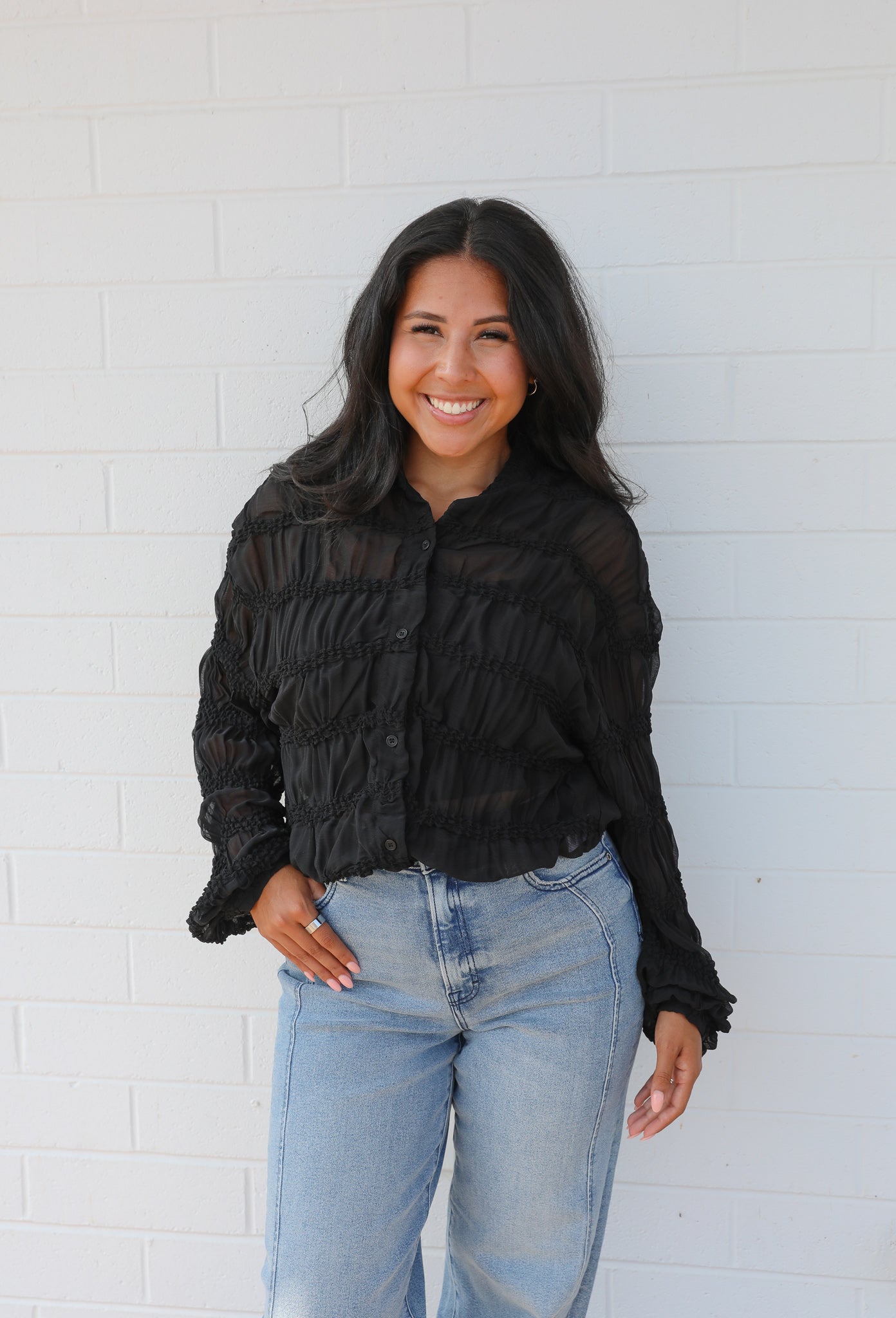 CHEVRON RUCHED BLACK BLOUSE