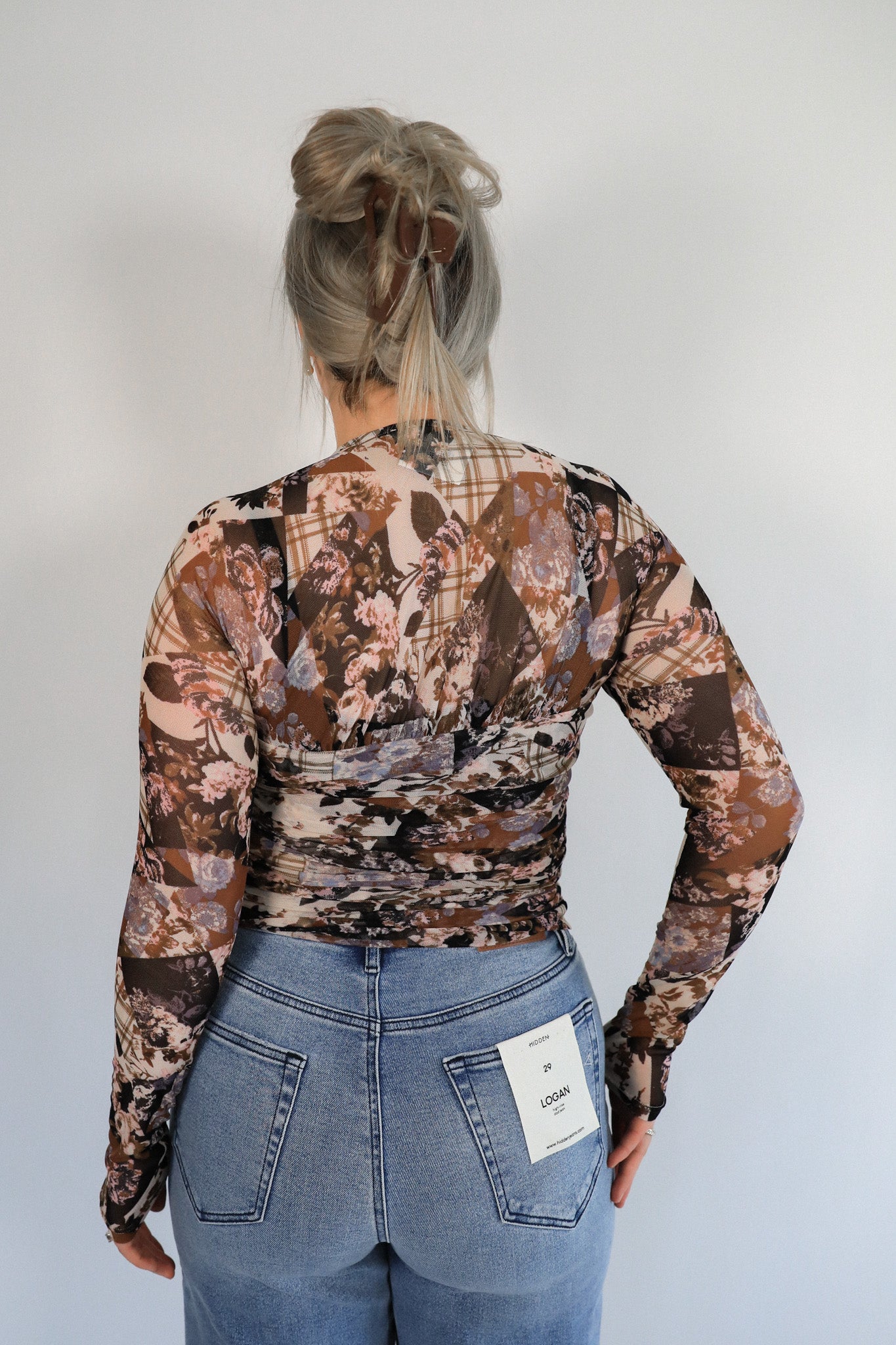BLOSSOMING FLORAL MESH TOP