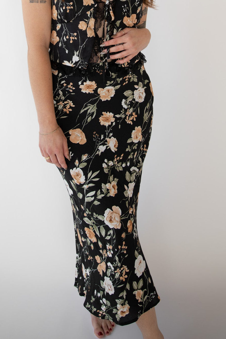 WHEN IN ROME MIDI SKIRT