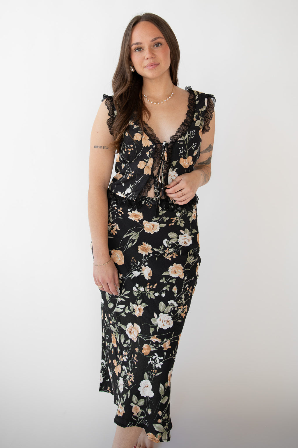 WHEN IN ROME LACE DETAIL TOP