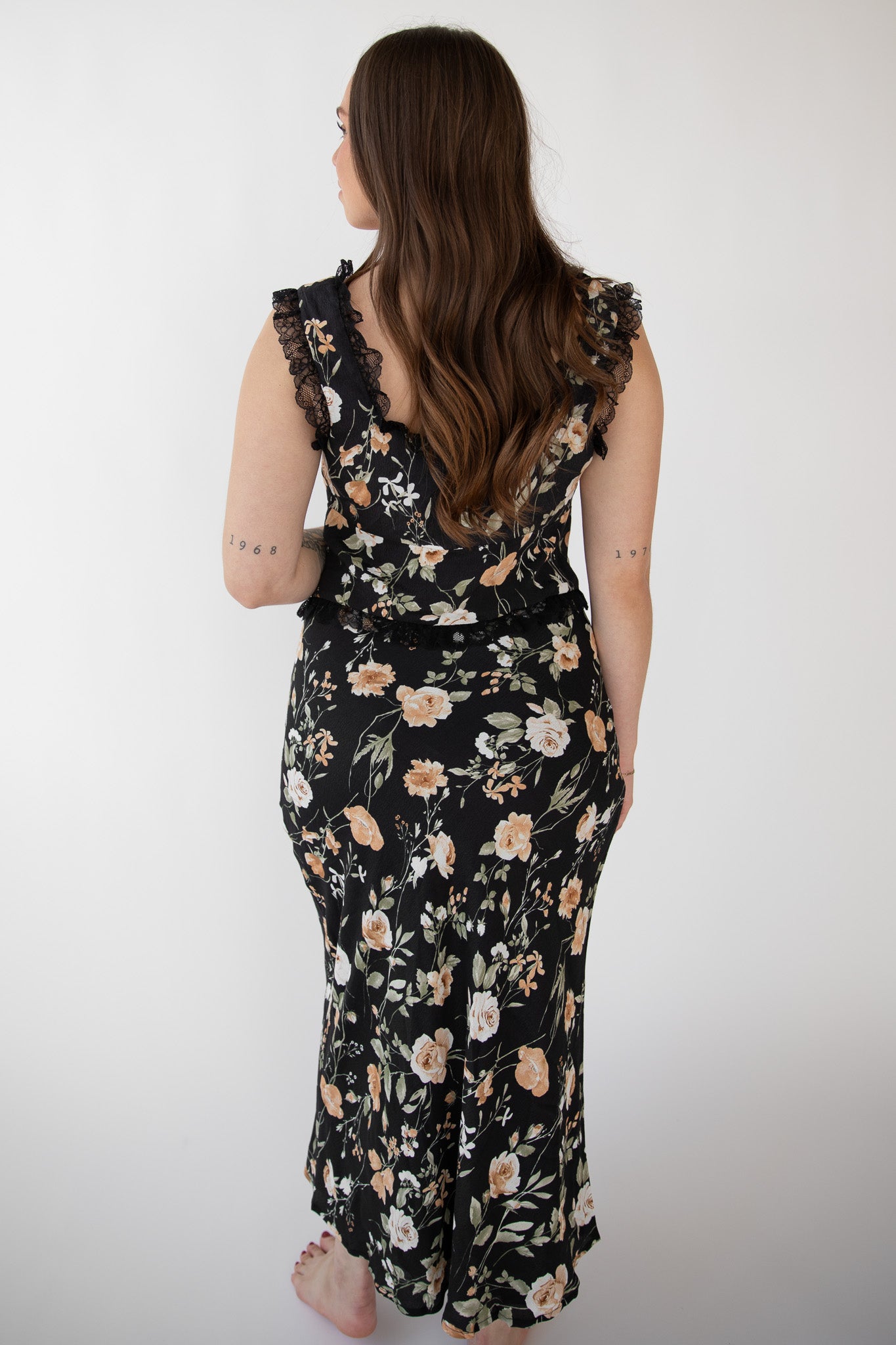 WHEN IN ROME LACE DETAIL TOP