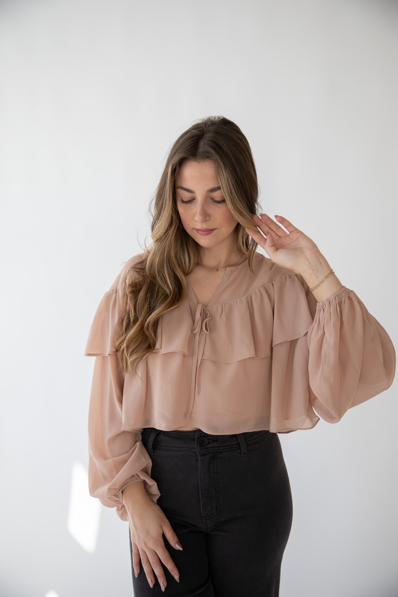 BLUSH PETAL CROPPED BLOUSE