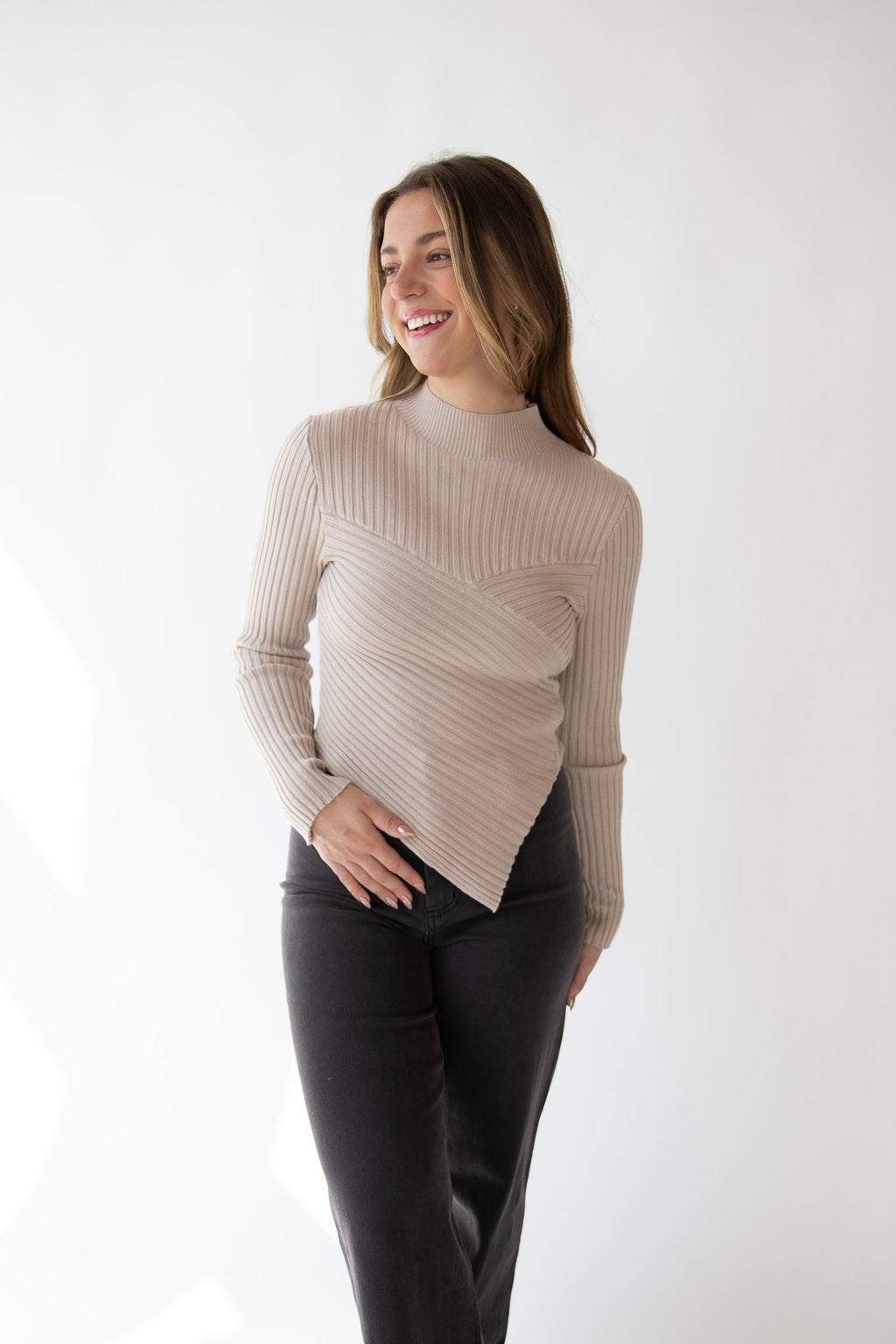 AUTUMN ASYMMETRIC MOCK NECK TOP