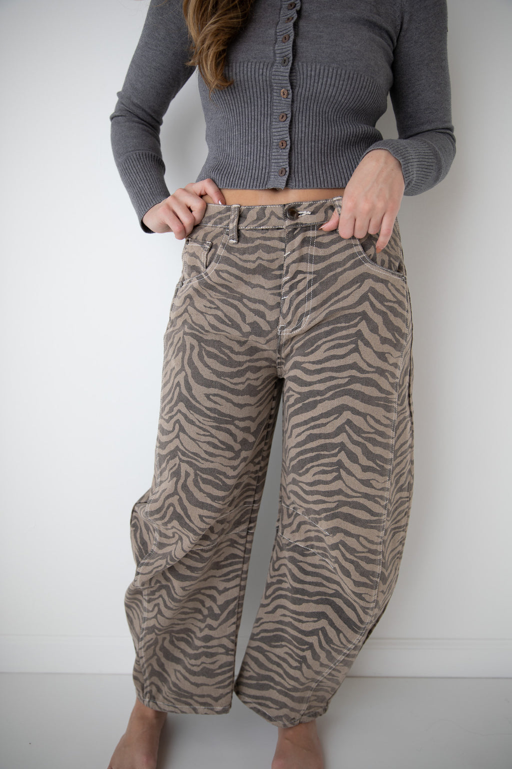 ZEBRA PRINT BARREL JEANS