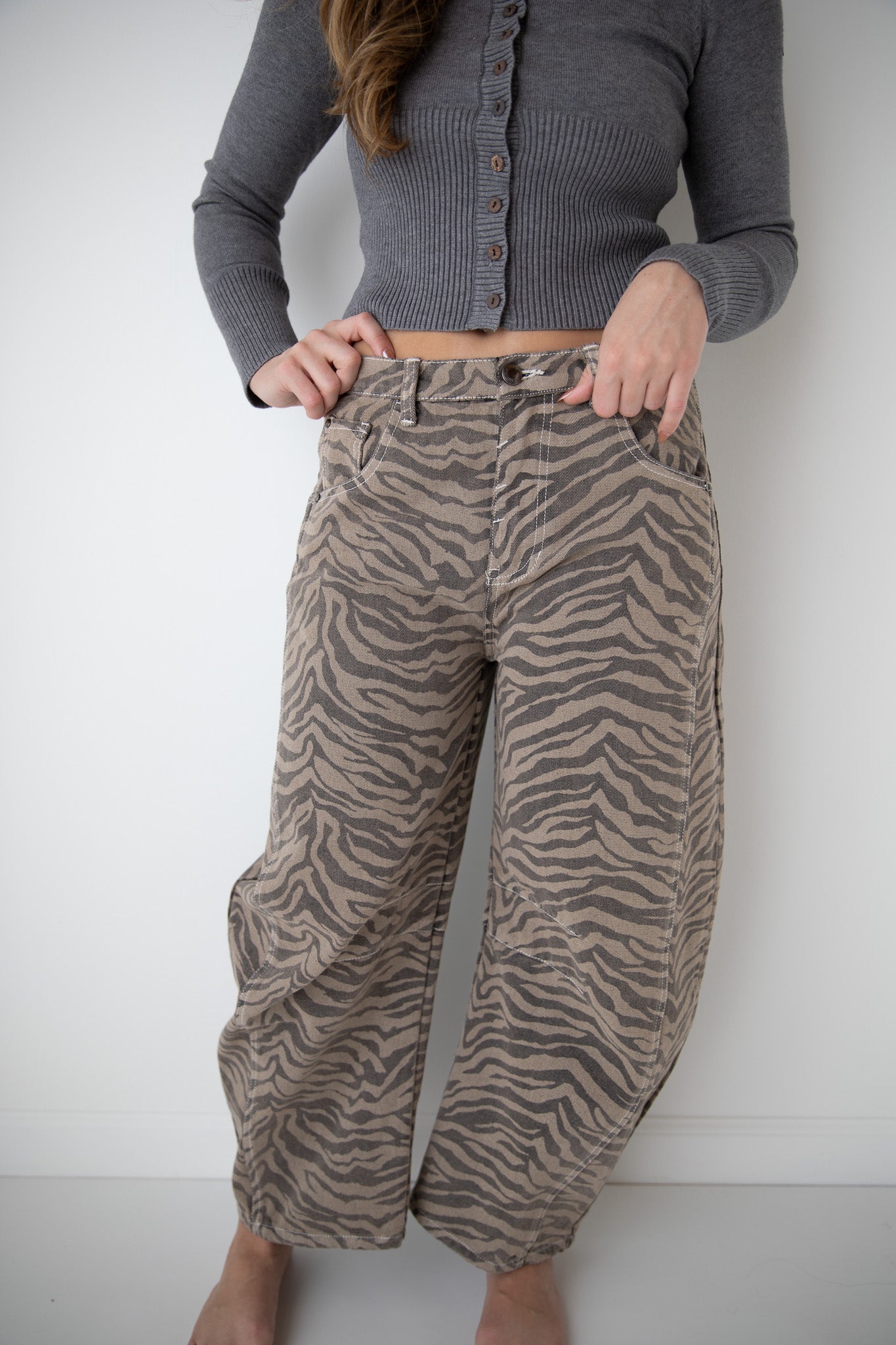 ZEBRA PRINT BARREL JEANS