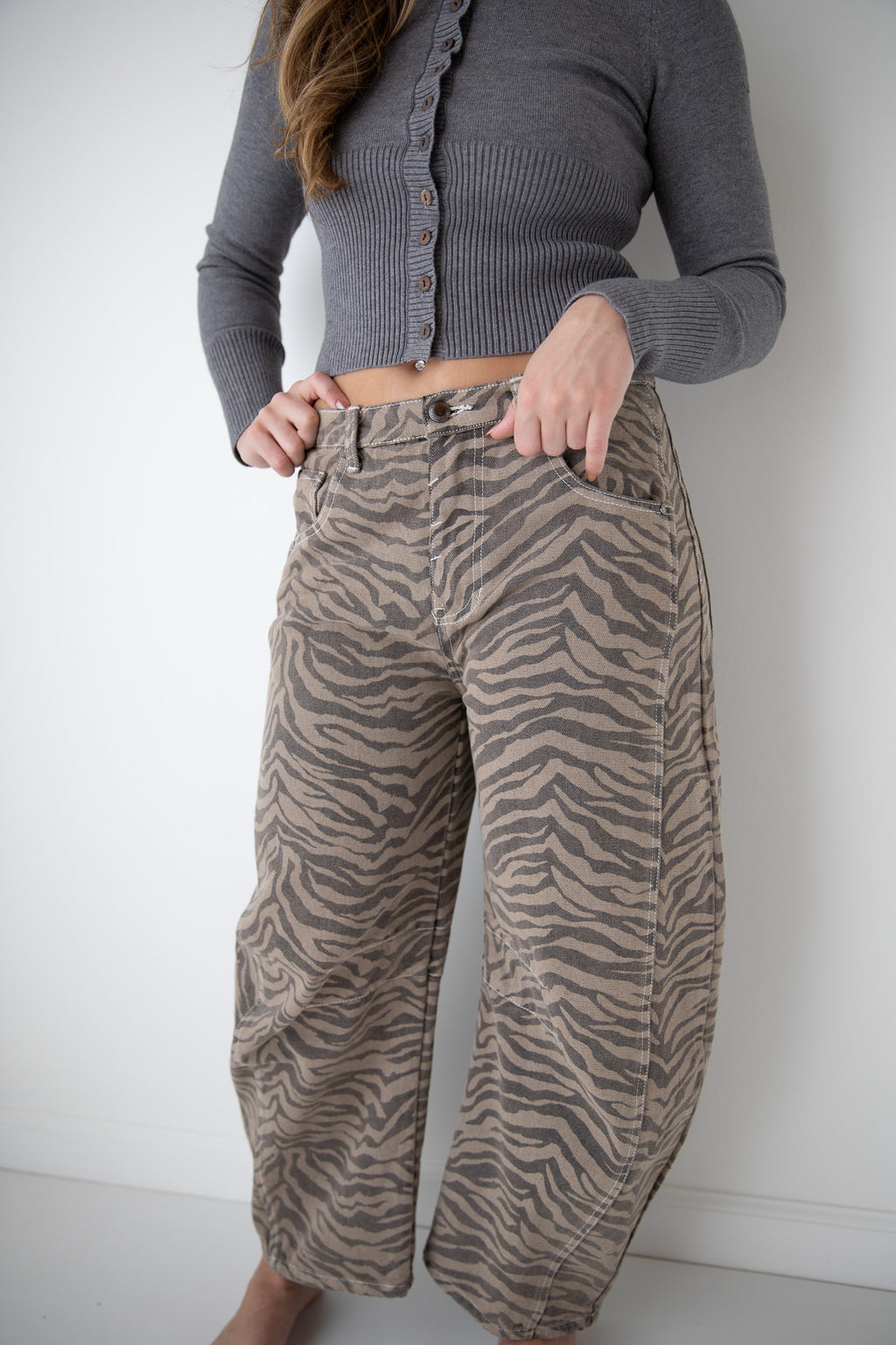 ZEBRA PRINT BARREL JEANS