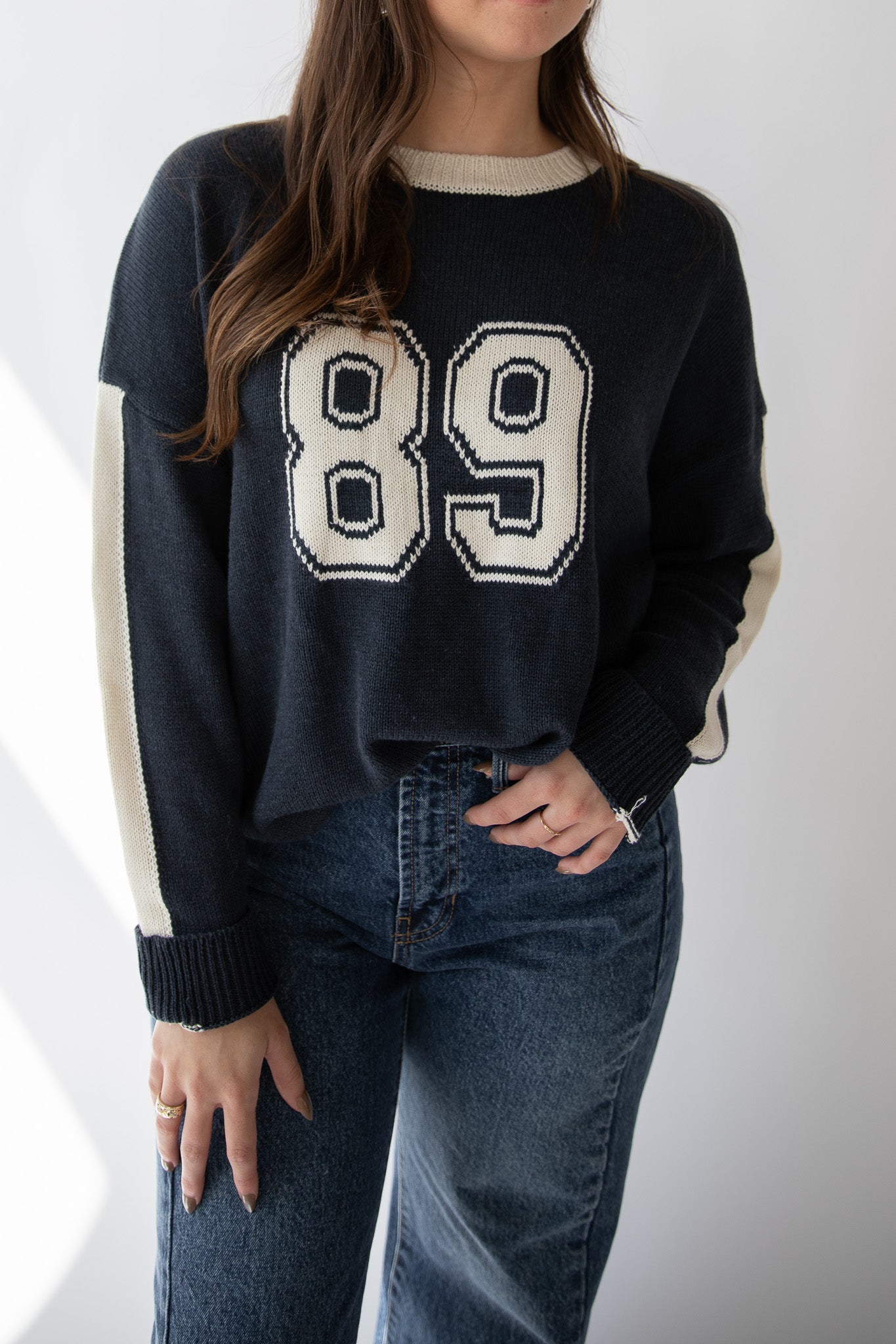 89 CREWNECK SWEATER