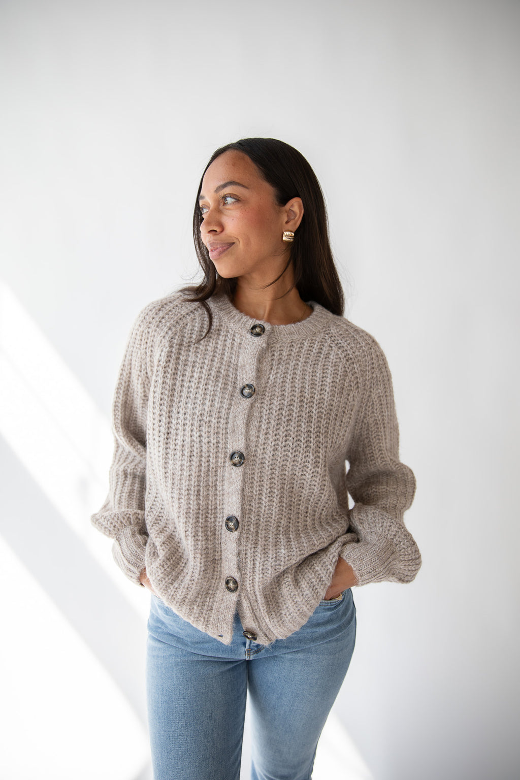 MOONRISING ROUND NECK CARDIGAN