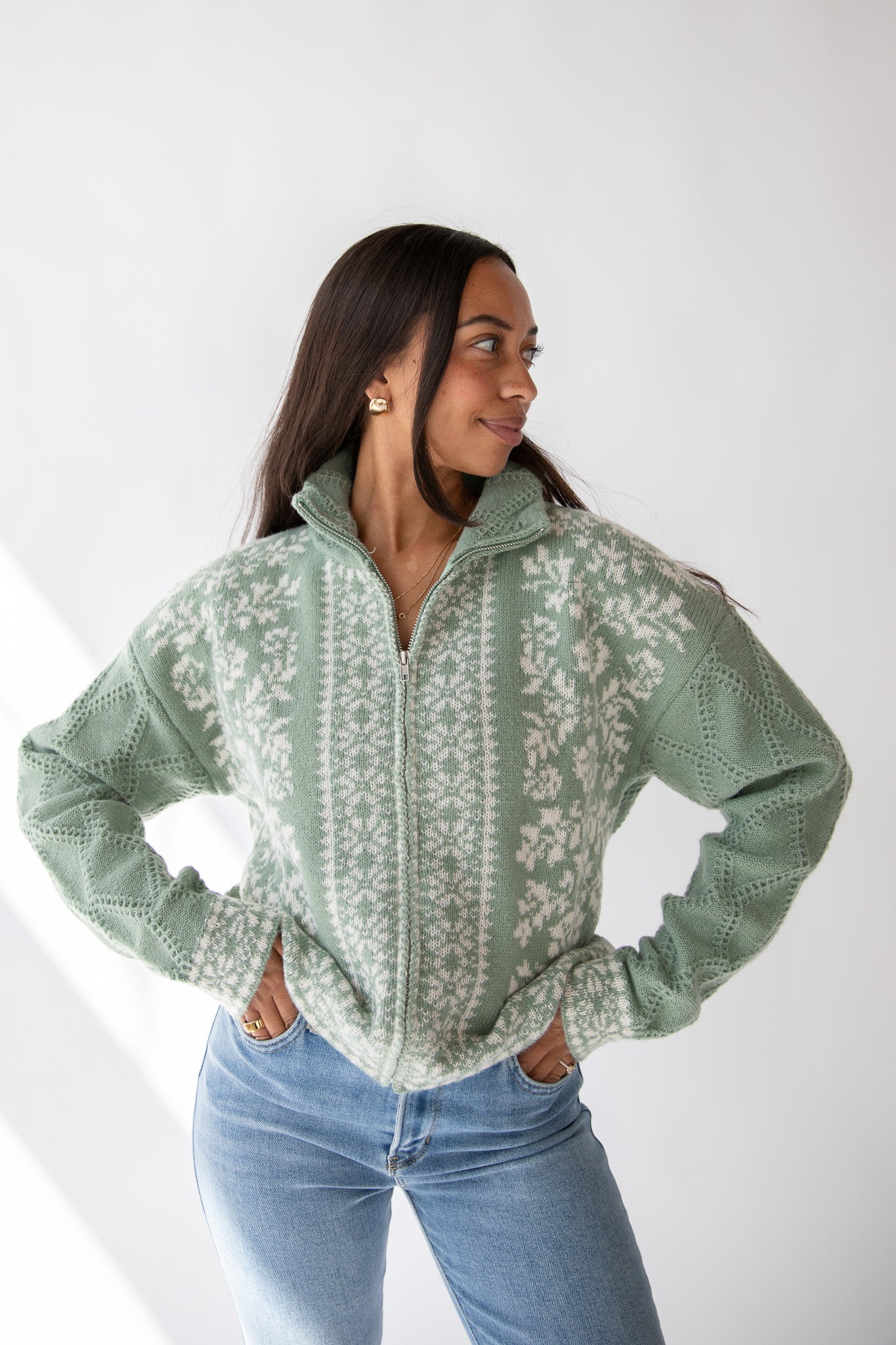 MOSS & MIST ZIP-UP SWEATER