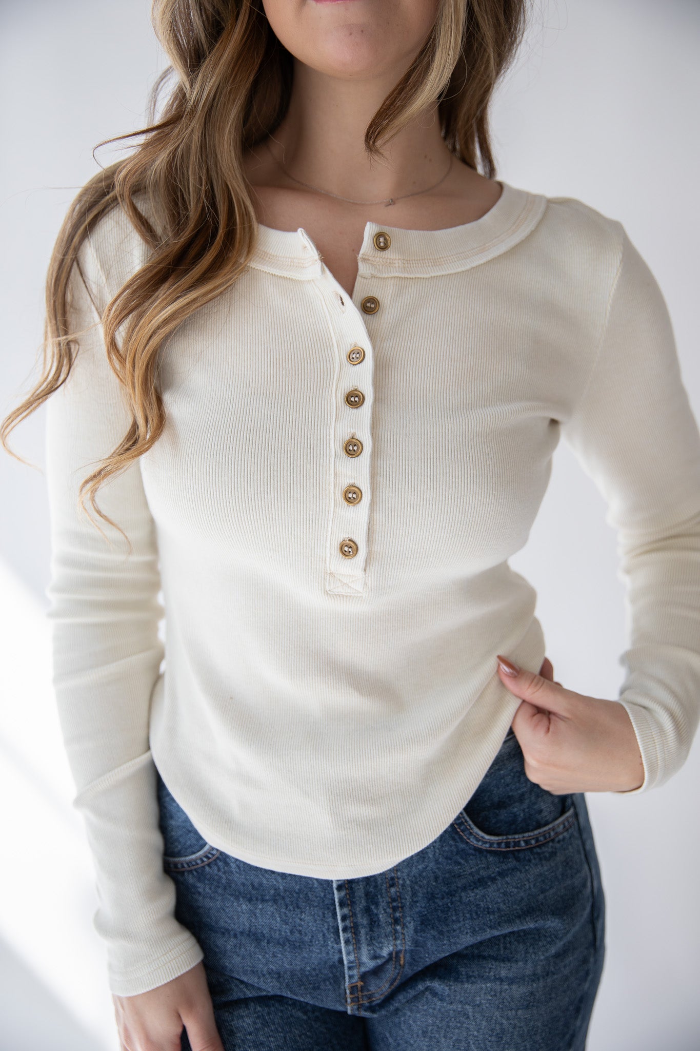 OLIVIA HENLEY KNIT TOP