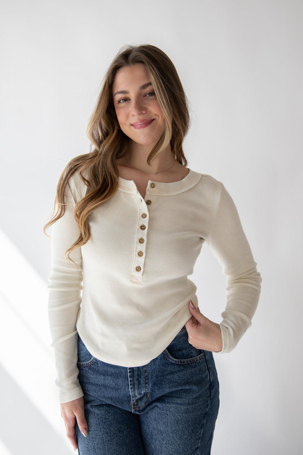 OLIVIA HENLEY KNIT TOP