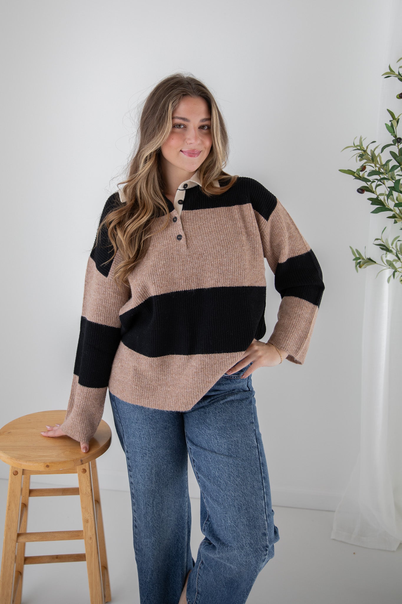 GENEVIEVE POLO STRIPED SWEATER