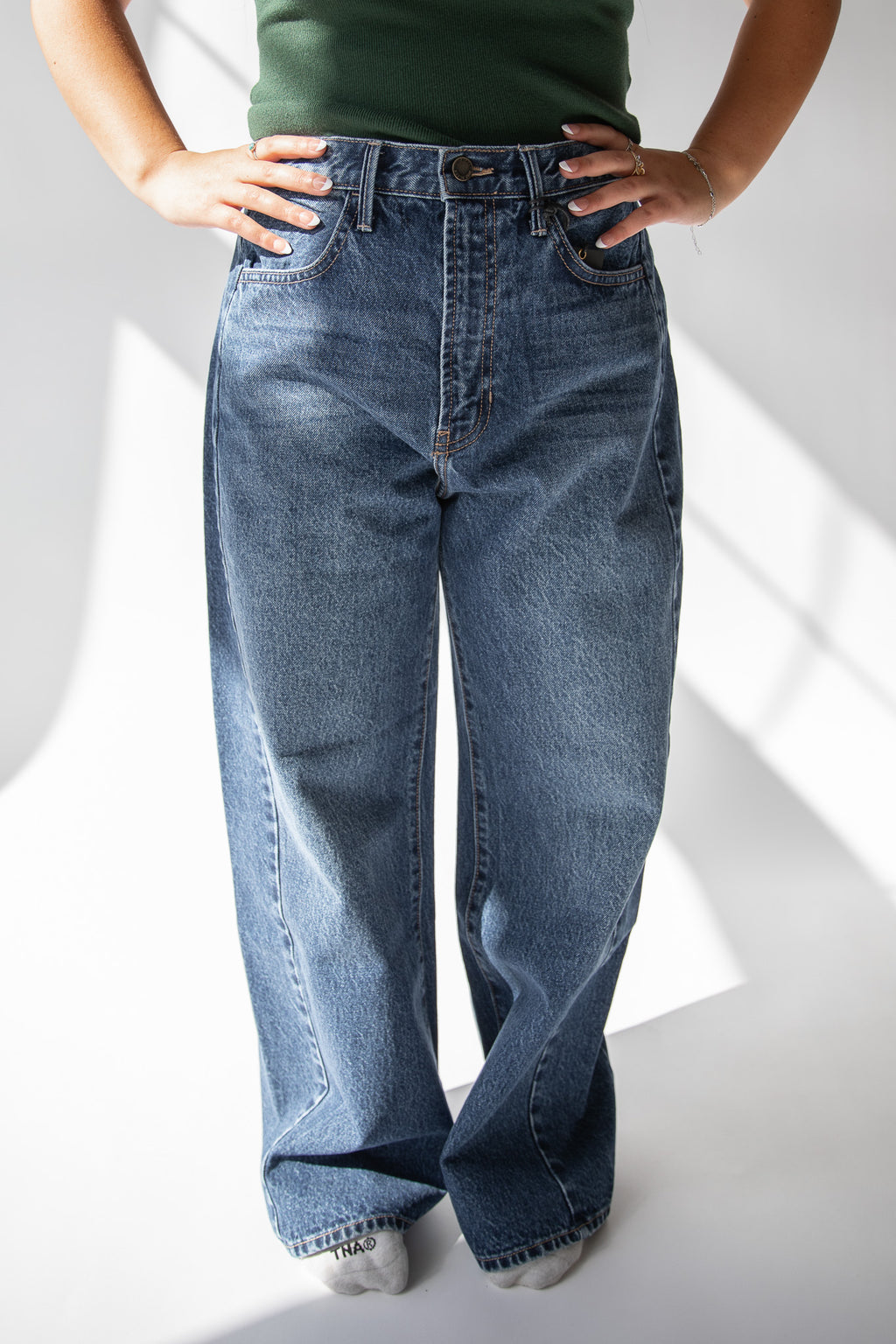 LUTSEN BARREL JEAN - DARK WASH