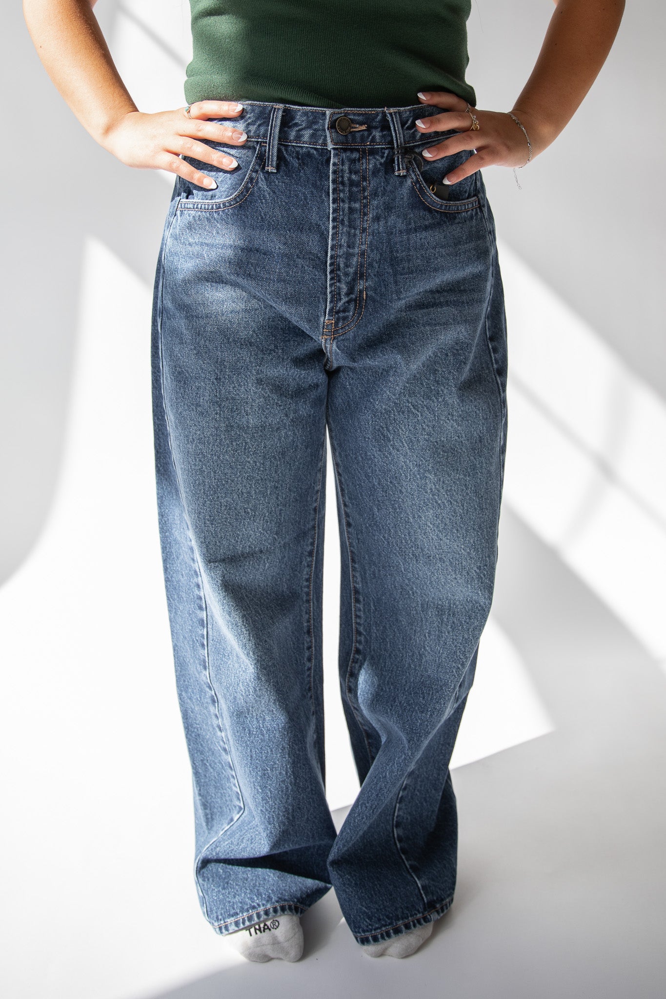 LUTSEN BARREL JEAN - DARK WASH