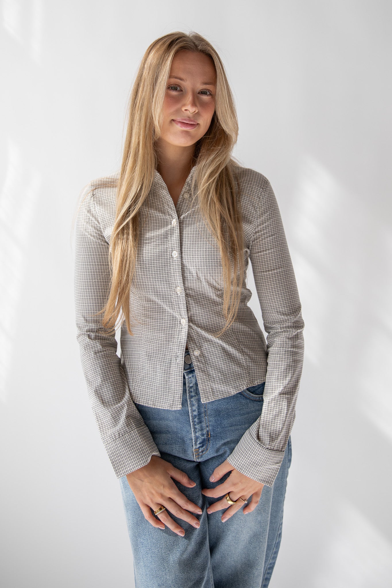LEE STRETCH BUTTON DOWN TOP