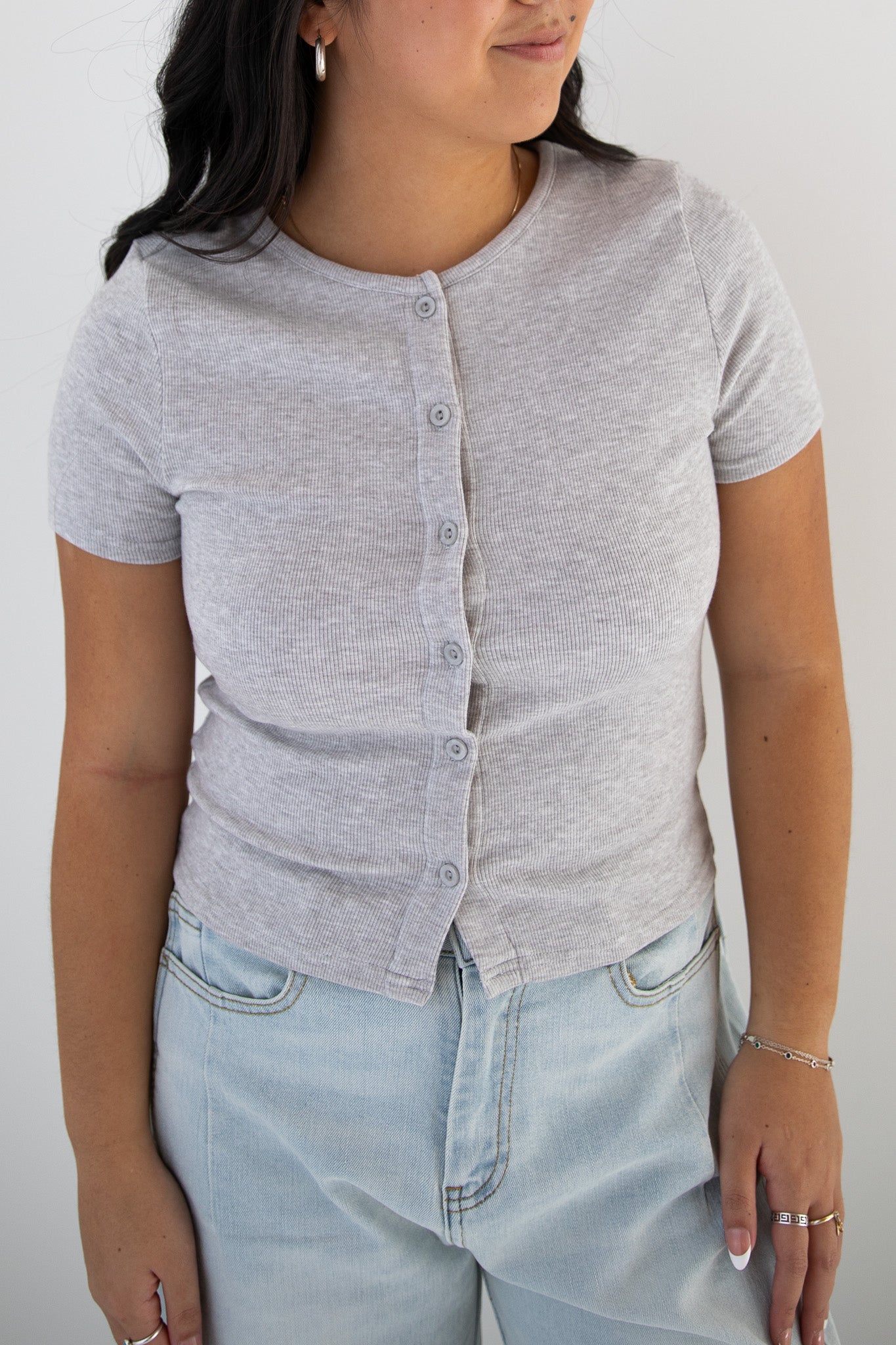 ABIGAIL RIBBED BUTTON UP TEE