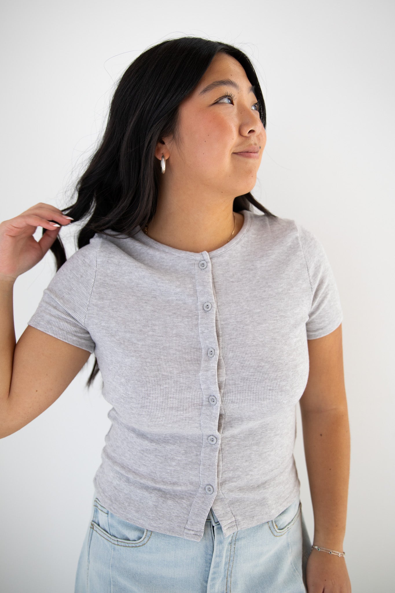 ABIGAIL RIBBED BUTTON UP TEE