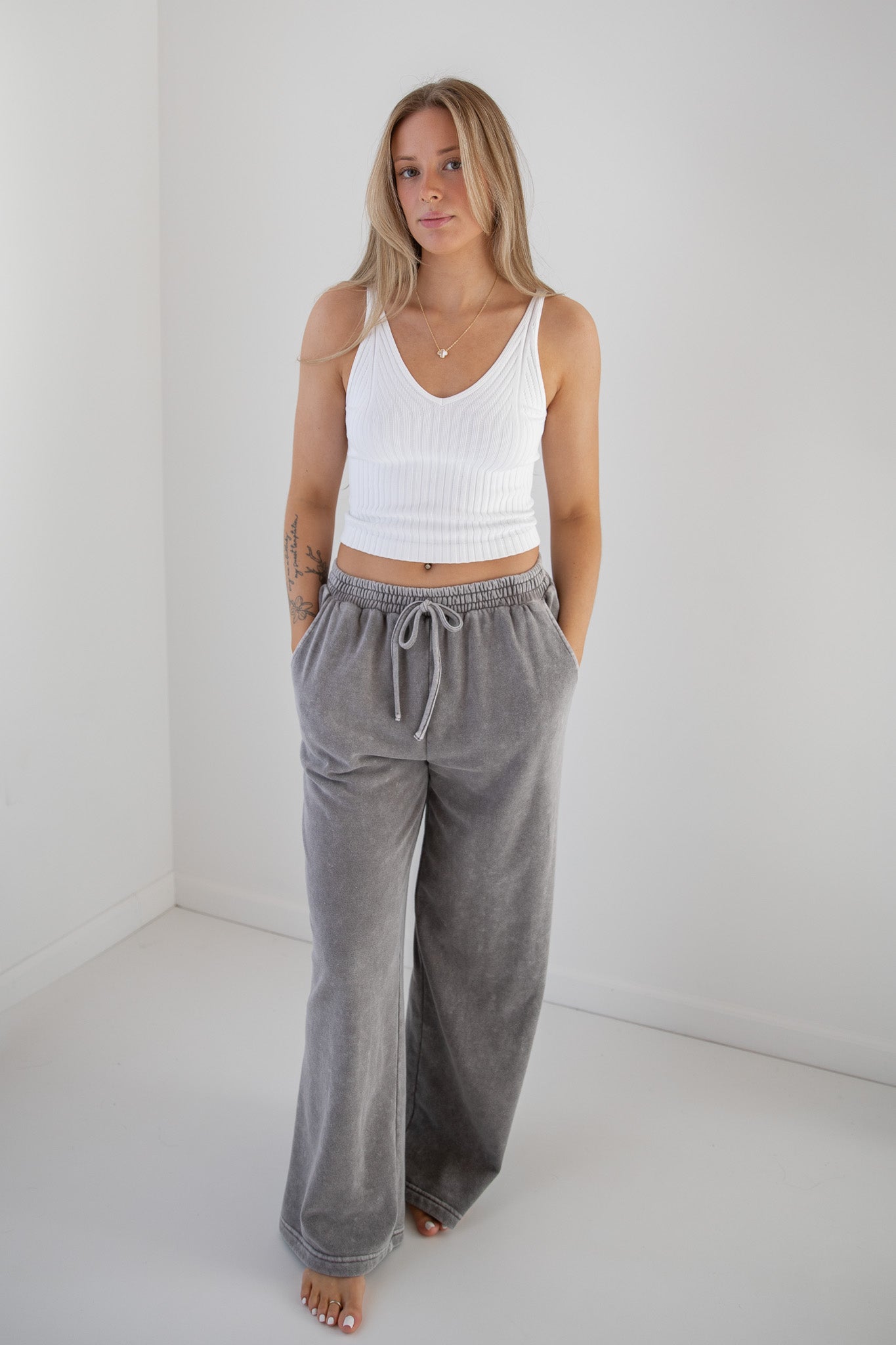 HALLIE WIDE LEG SWEATPANTS