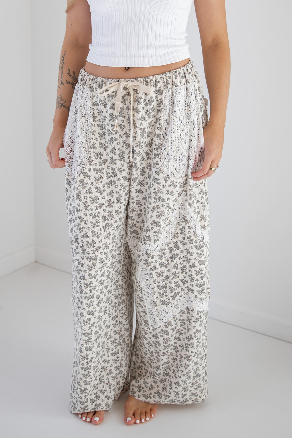 EARL GREY WIDE LEG SWEATPANT
