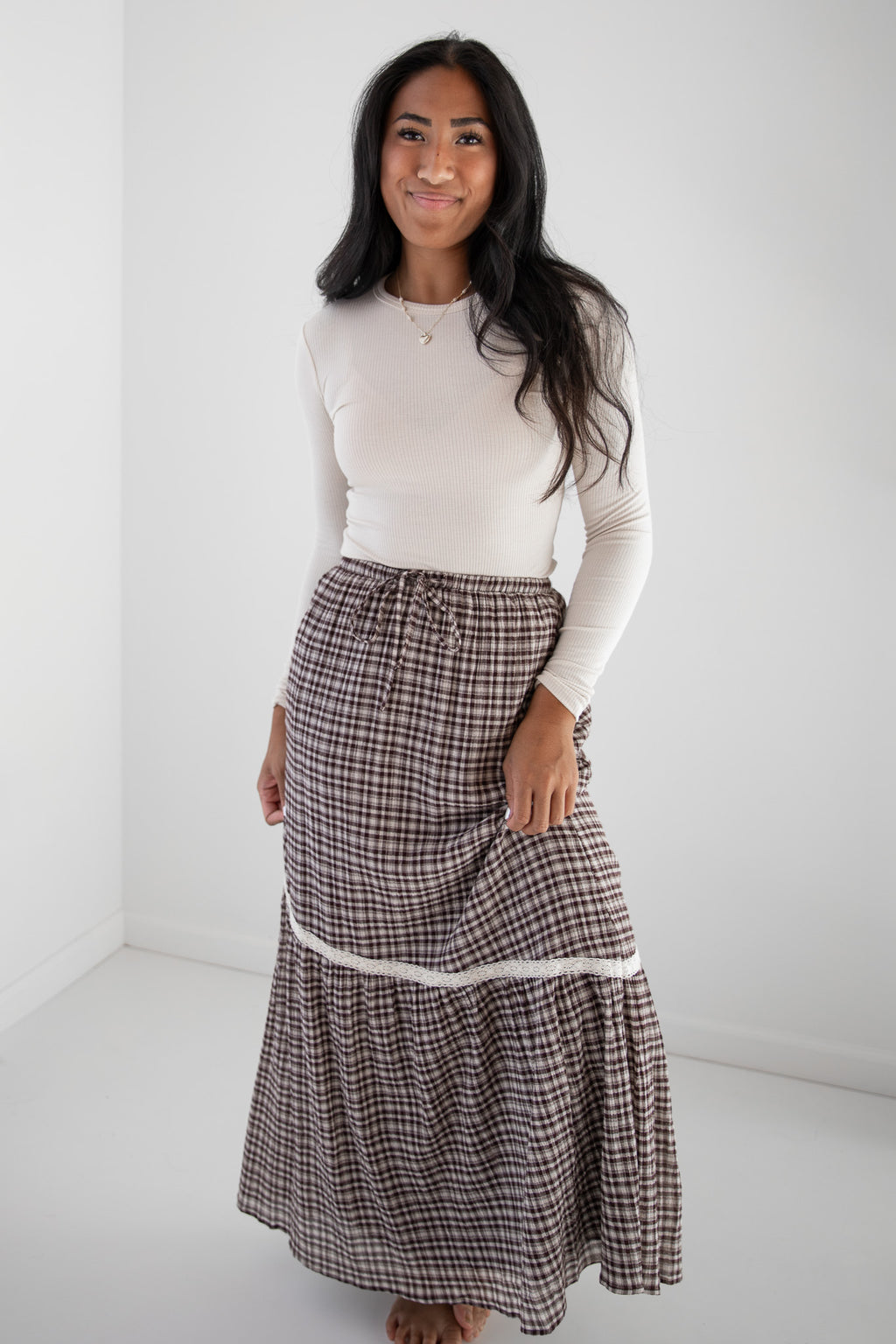 ELISE LACE DETAIL MAXI SKIRT