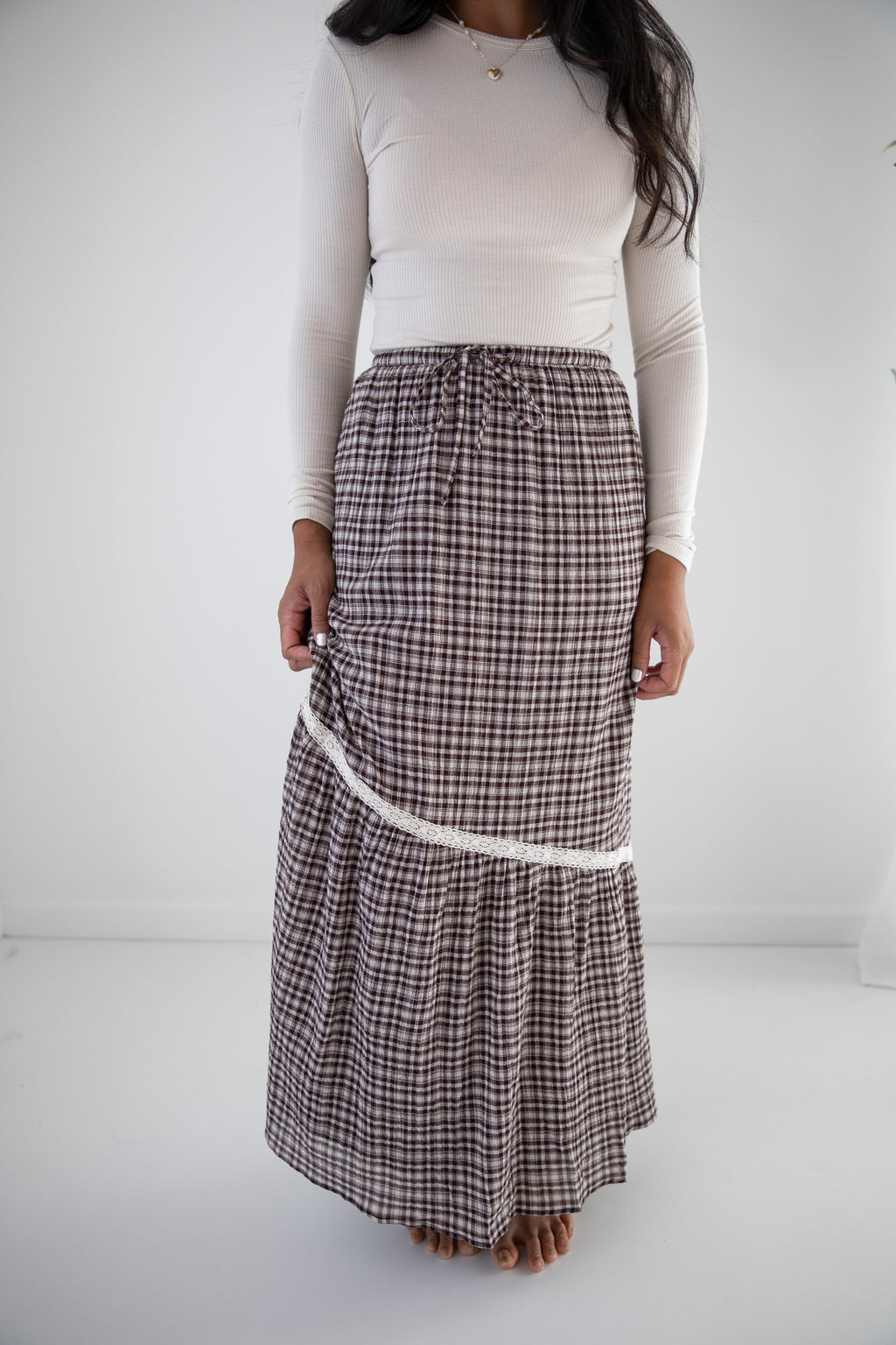 ELISE LACE DETAIL MAXI SKIRT