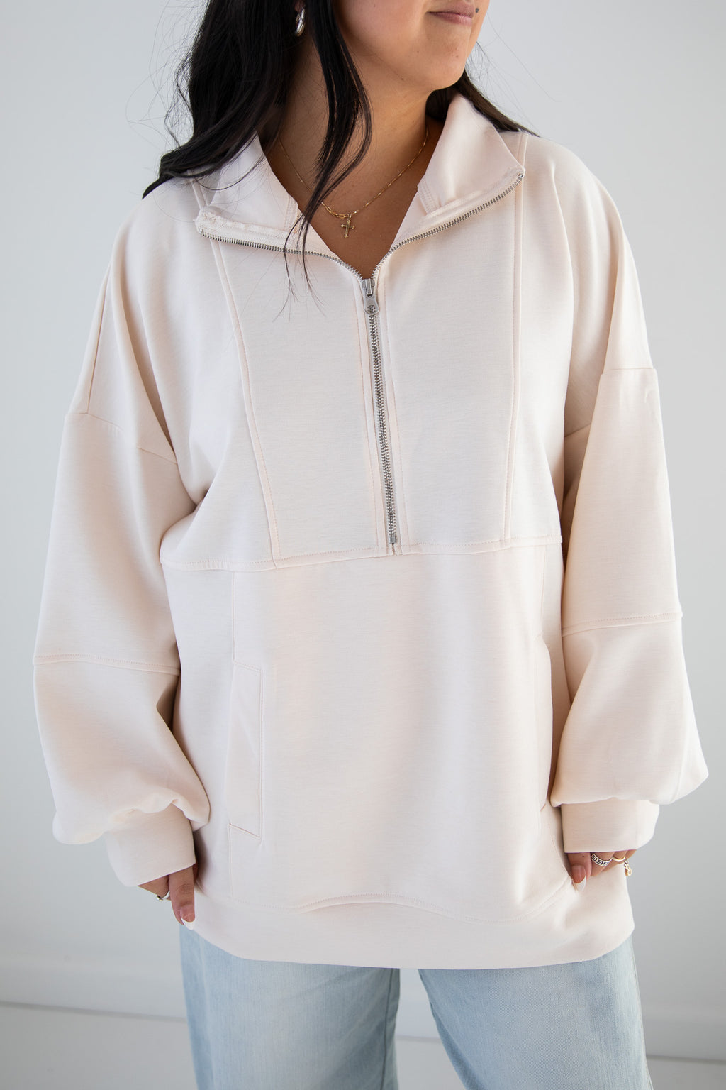 OVERSIZED SEAM DETAIL HALF ZIP