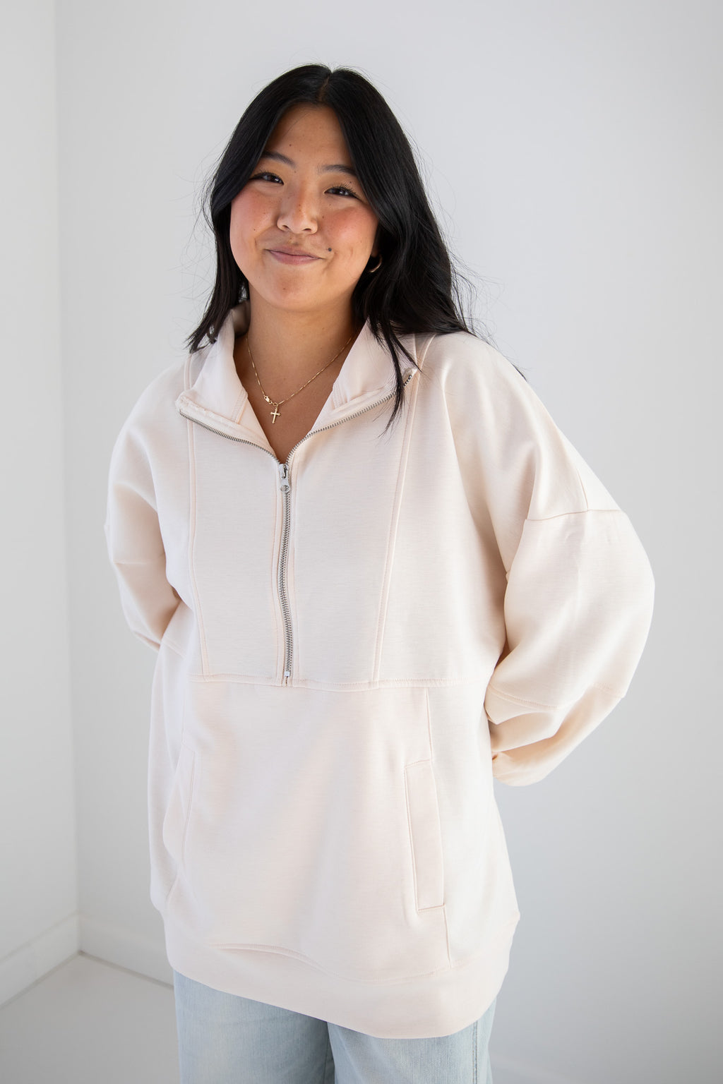 OVERSIZED SEAM DETAIL HALF ZIP