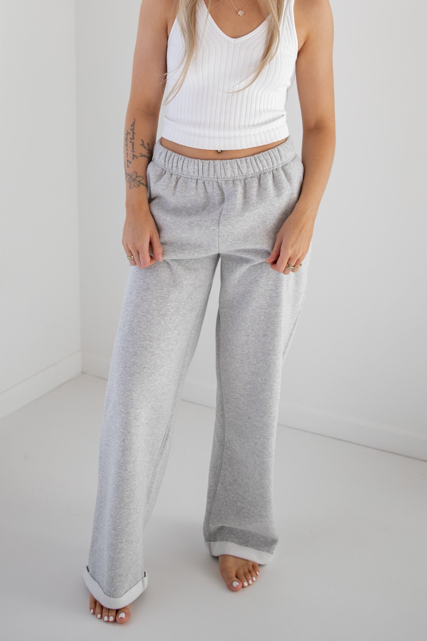 EASY LIVING WIDE LEG SWEATPANT