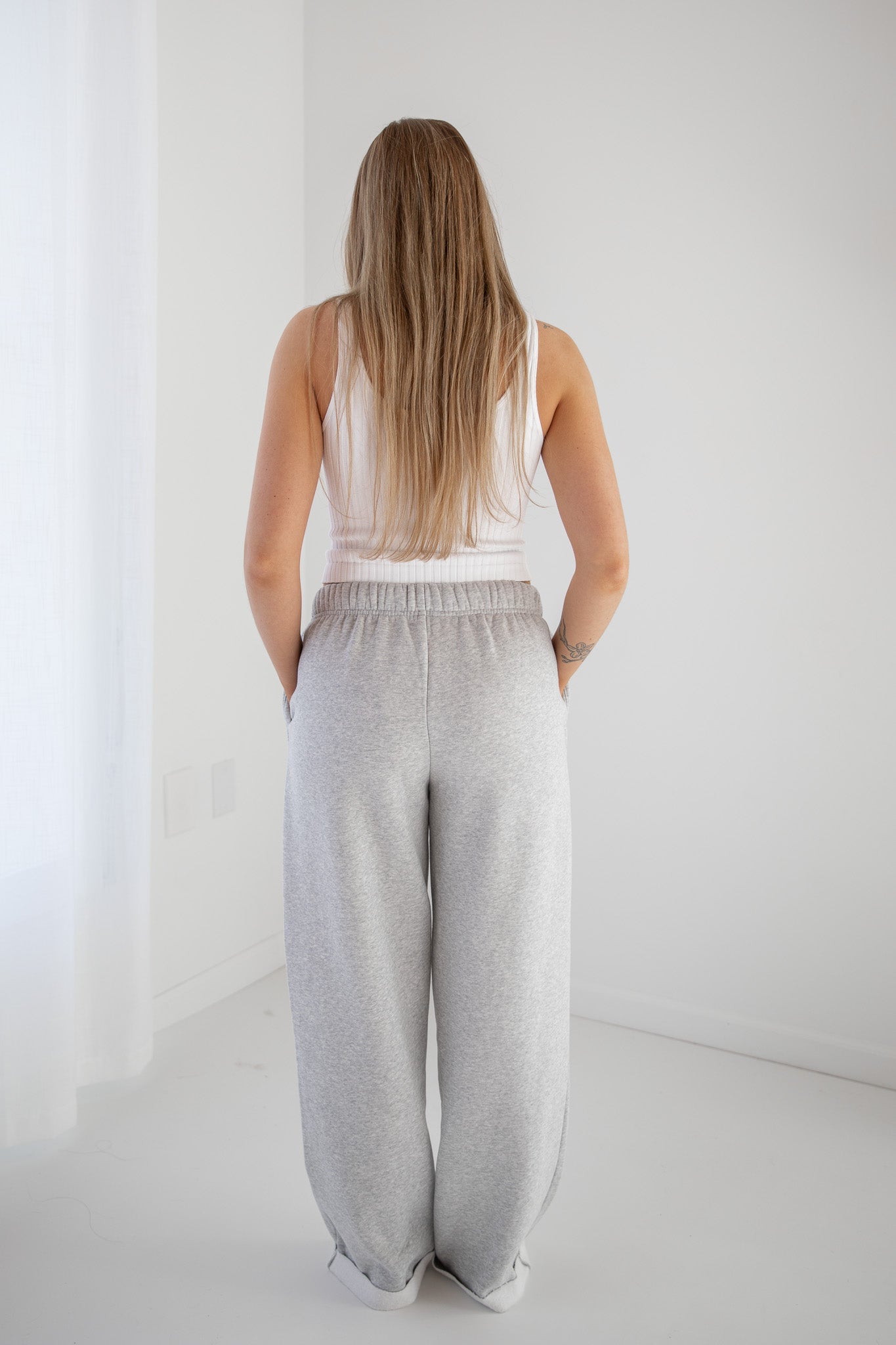EASY LIVING WIDE LEG SWEATPANT