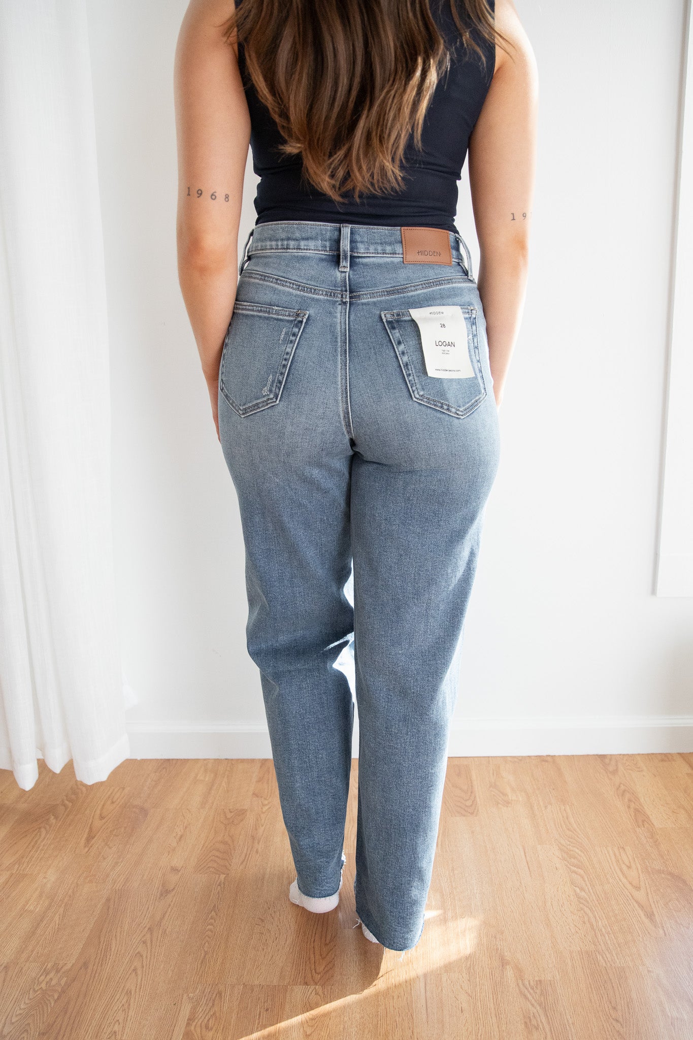 LOGAN HIGH WAIST DAD JEAN