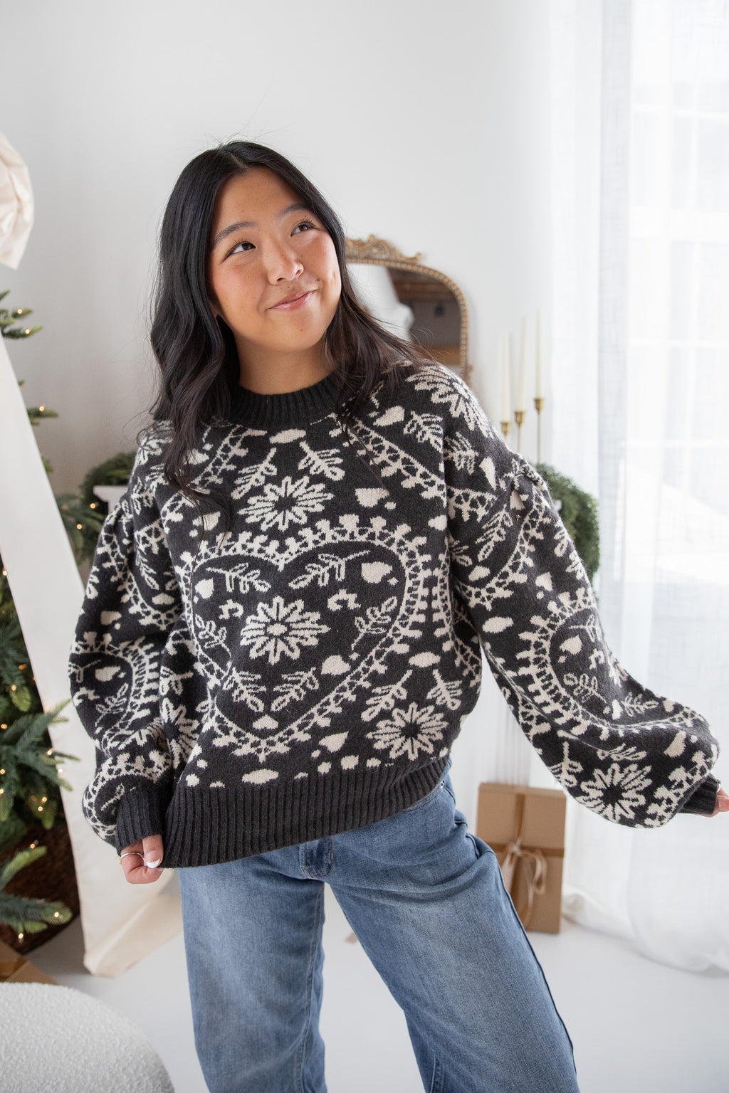 FRANKIE FLORAL SWEATER