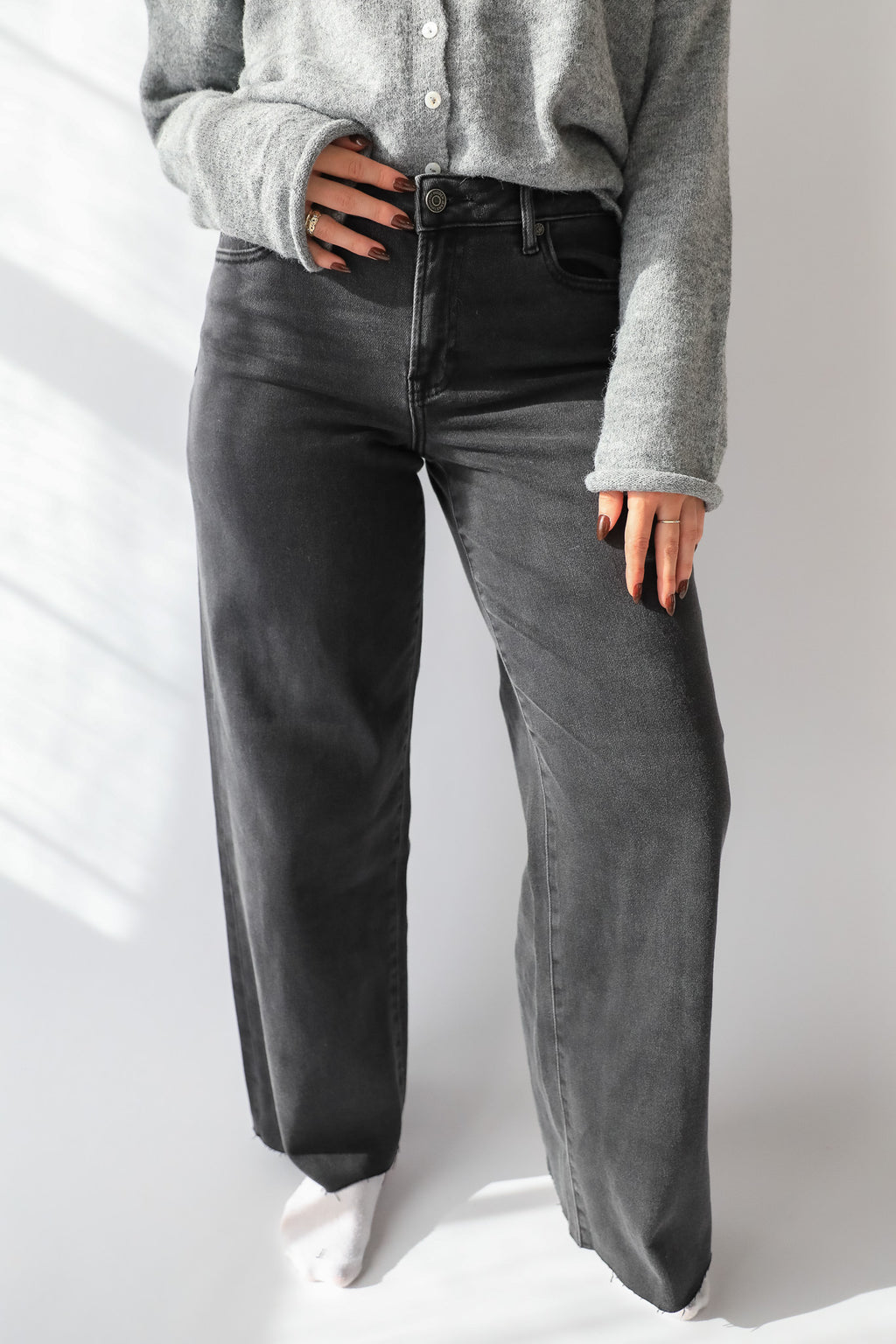 WASHED BLACK NORI JEAN