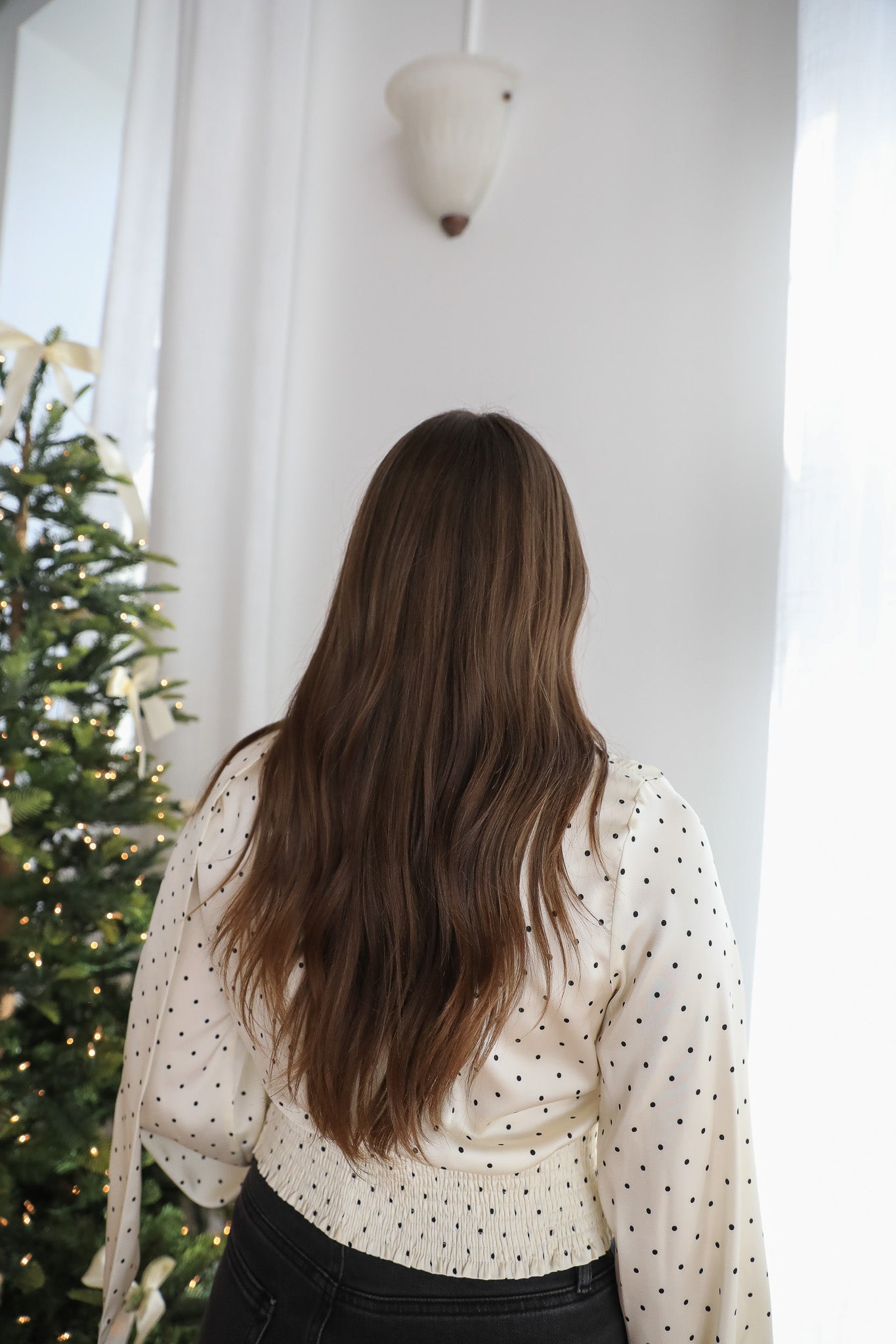 SOFT SPOT NECK TIE BLOUSE