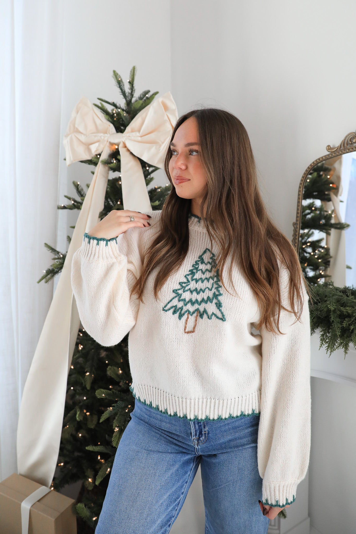 EMBROIDERED TREE SWEATER