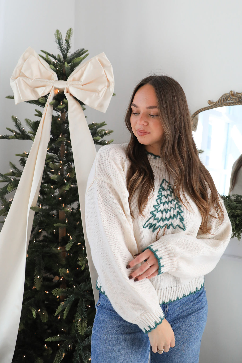 EMBROIDERED TREE SWEATER