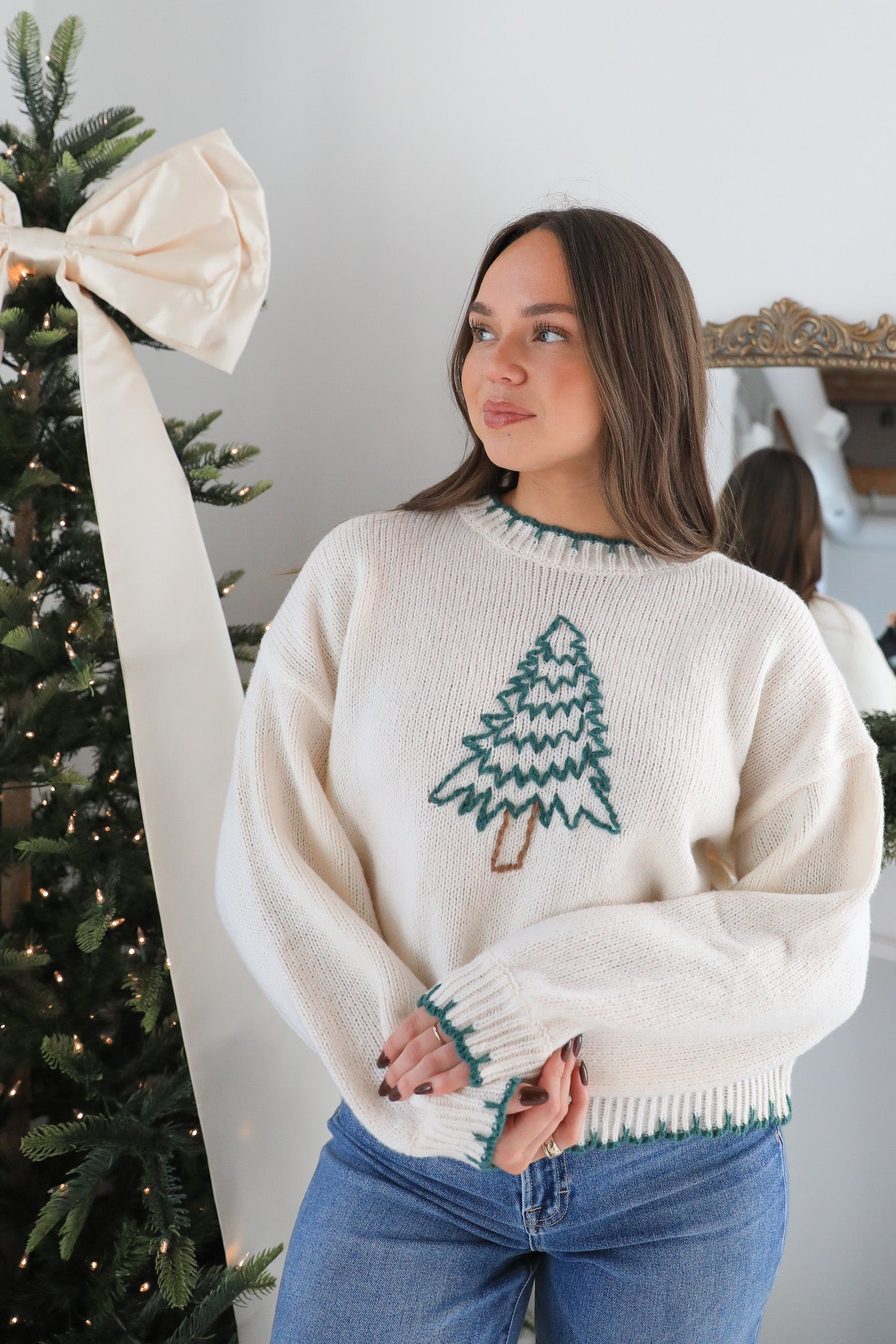 EMBROIDERED TREE SWEATER