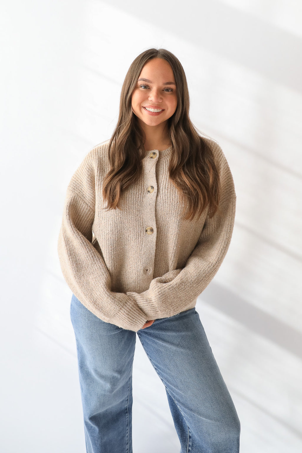 OATMEAL CABLE CARDIGAN