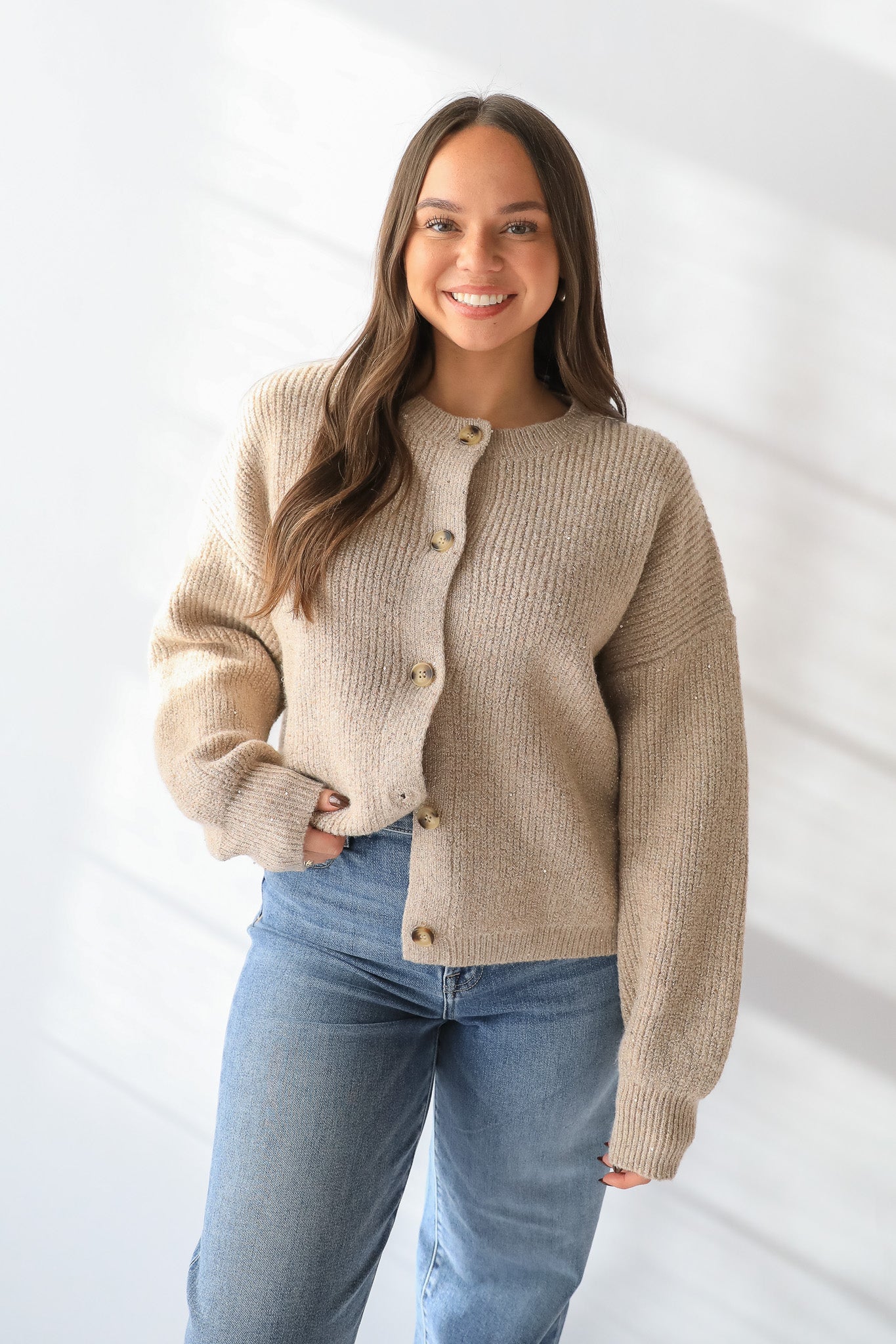 OATMEAL CABLE CARDIGAN