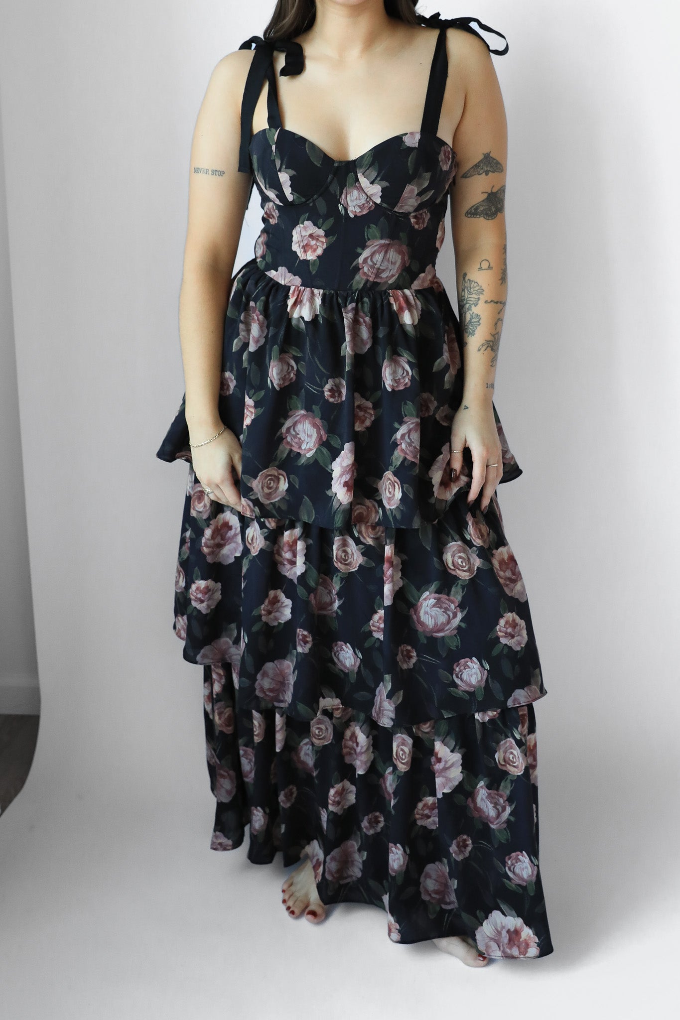 MIDNIGHT ROSE MAXI DRESS