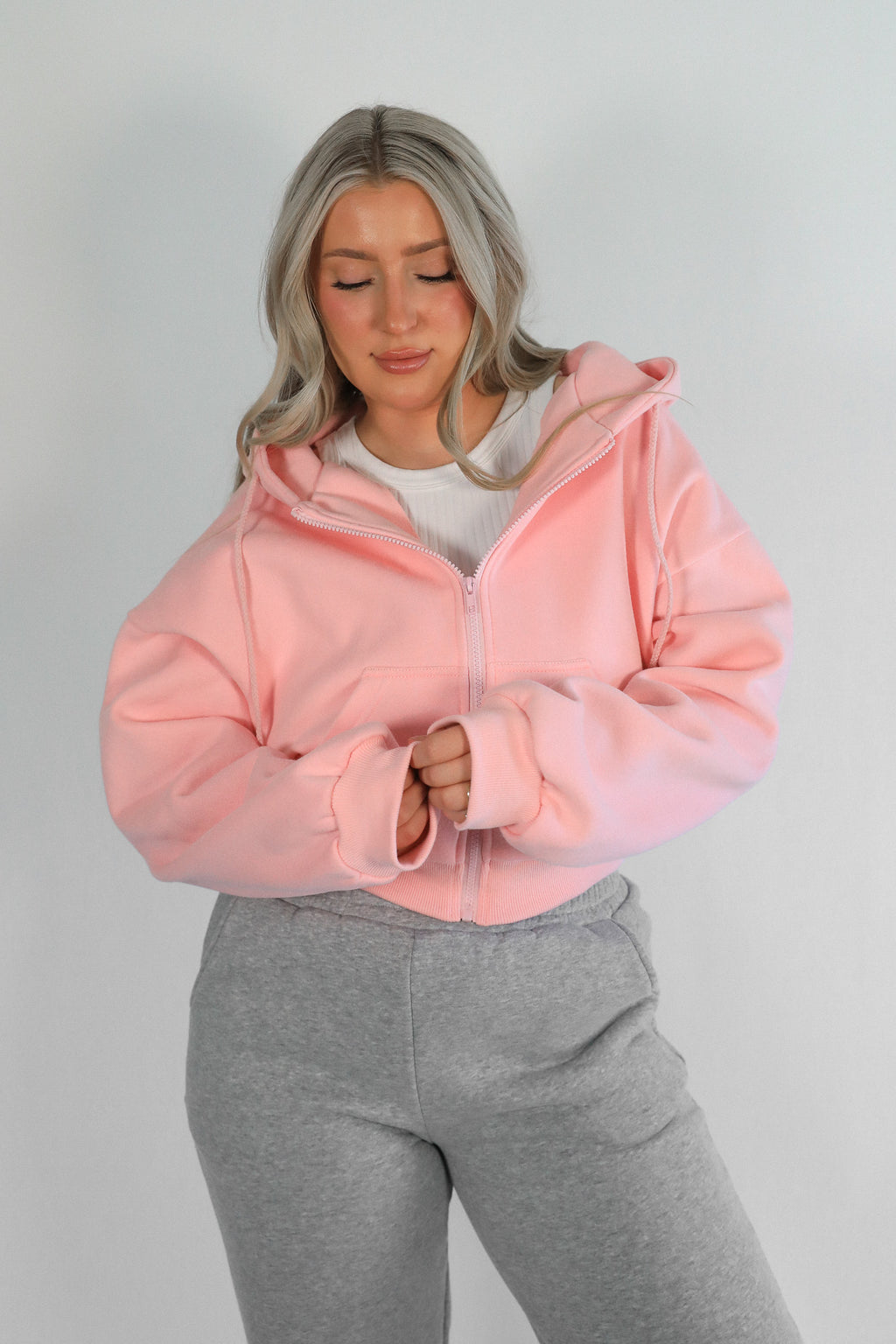 COZY CLUB CROPPED FULL ZIP HOODIE