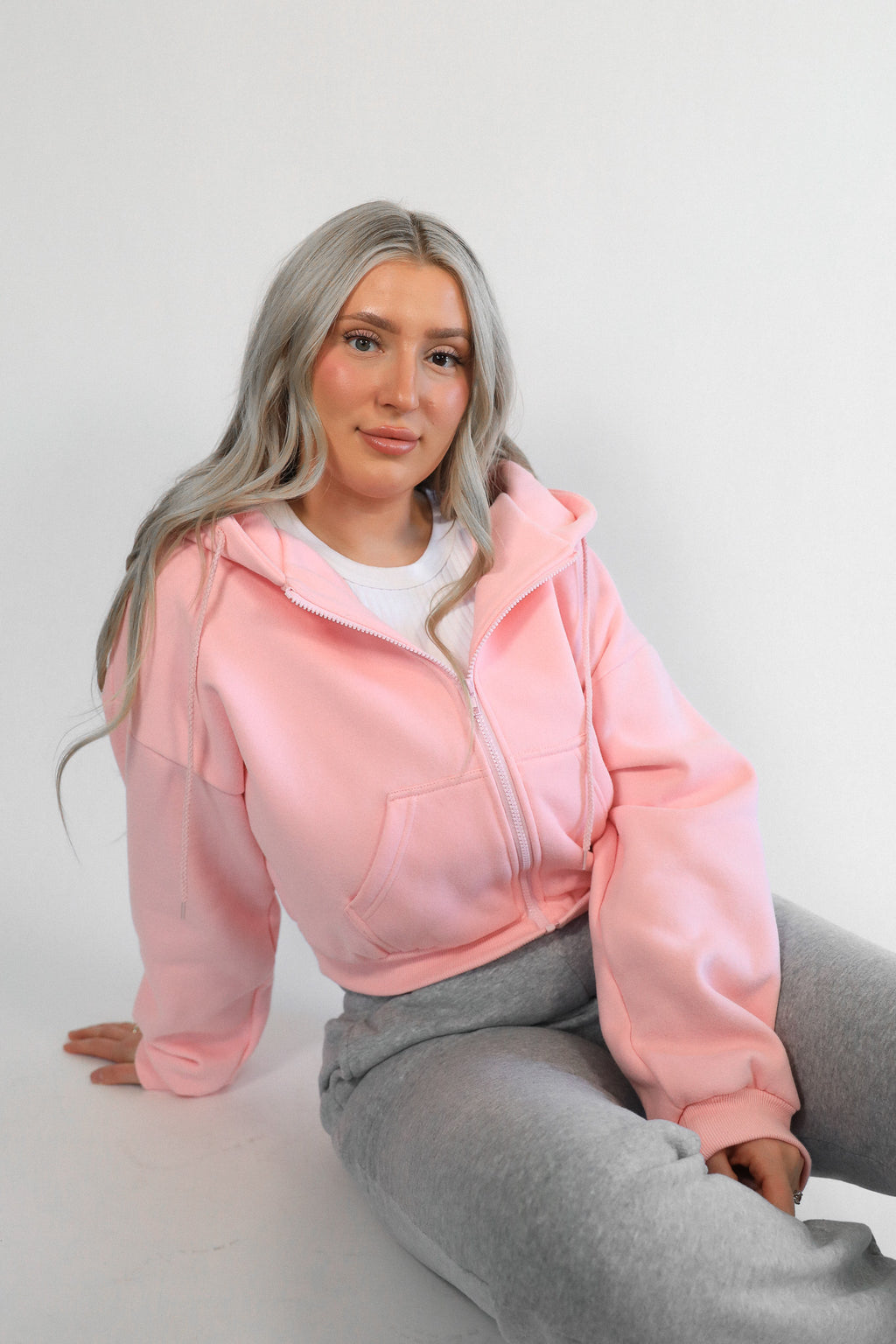 COZY CLUB CROPPED FULL ZIP HOODIE