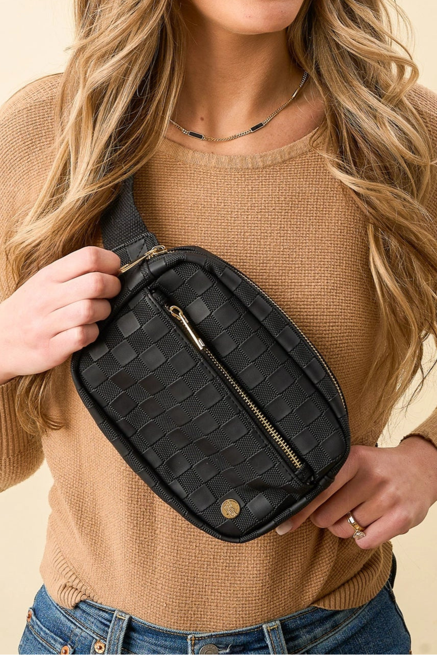 URBAN CHECK PLEATHER BELT BAG
