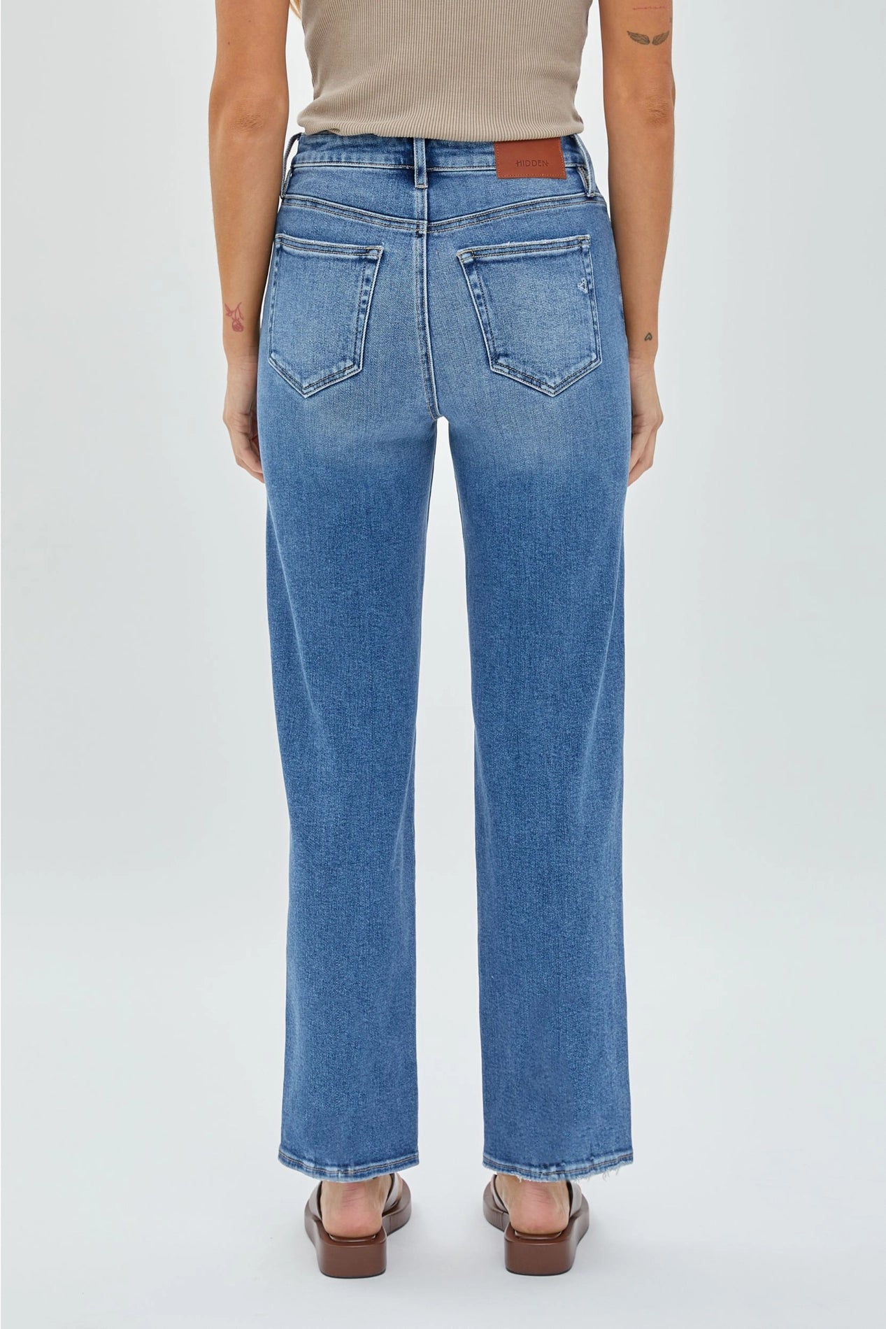 CLEAN STRETCH STRAIGHT - MEDIUM WASH