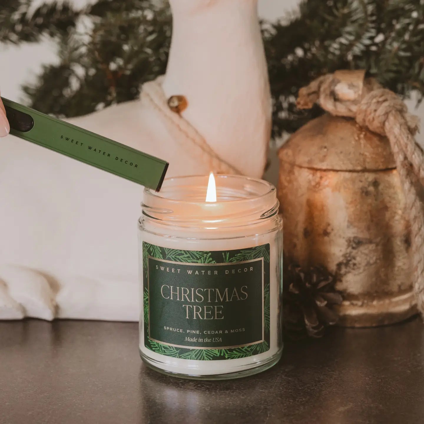 CHRISTMAS TREE SOY CANDLE