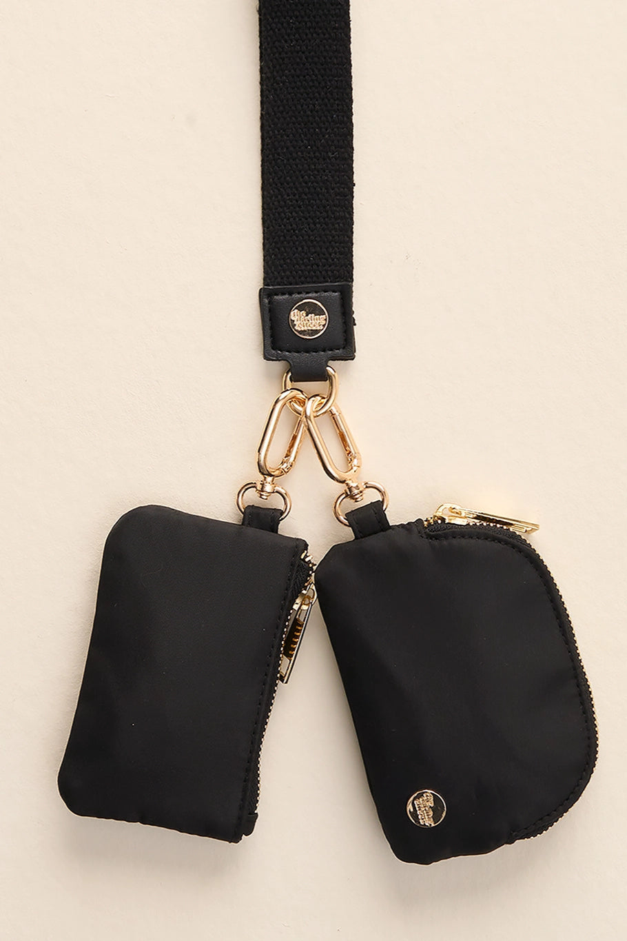 DYNAMIC DUO POUCH WRISTLET