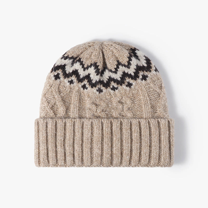 CONTRAST COLOR TWIST KNIT BEANIE